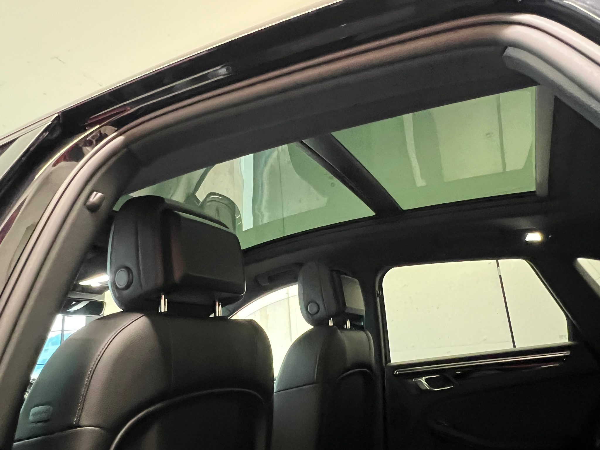 listing desktop thumbnail image 16