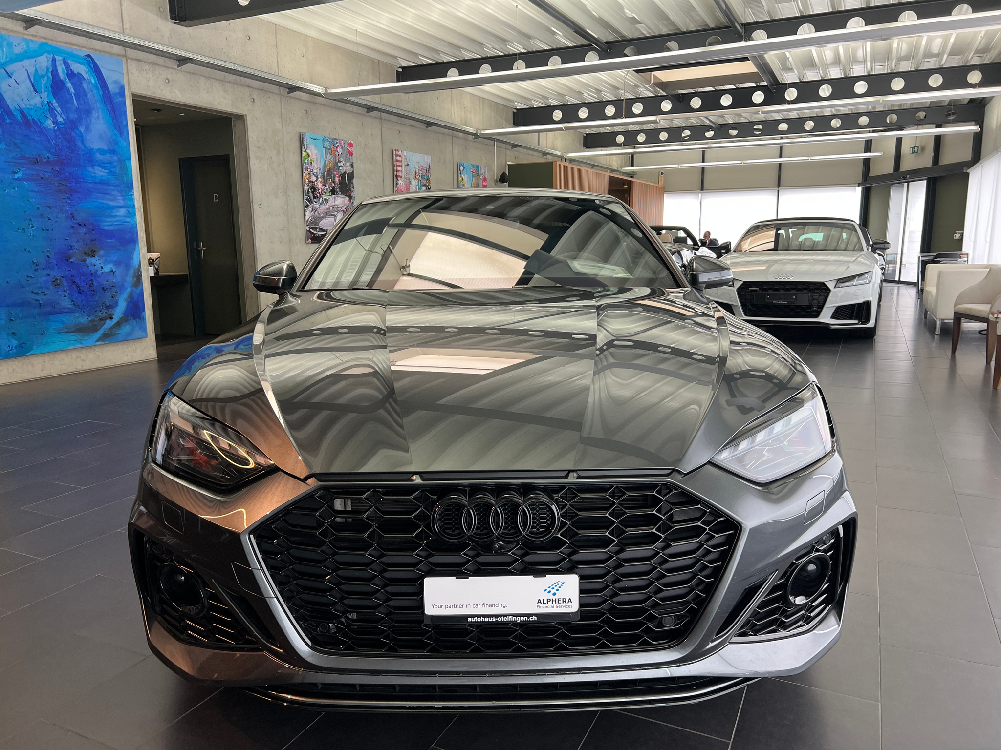 listing desktop thumbnail image 4