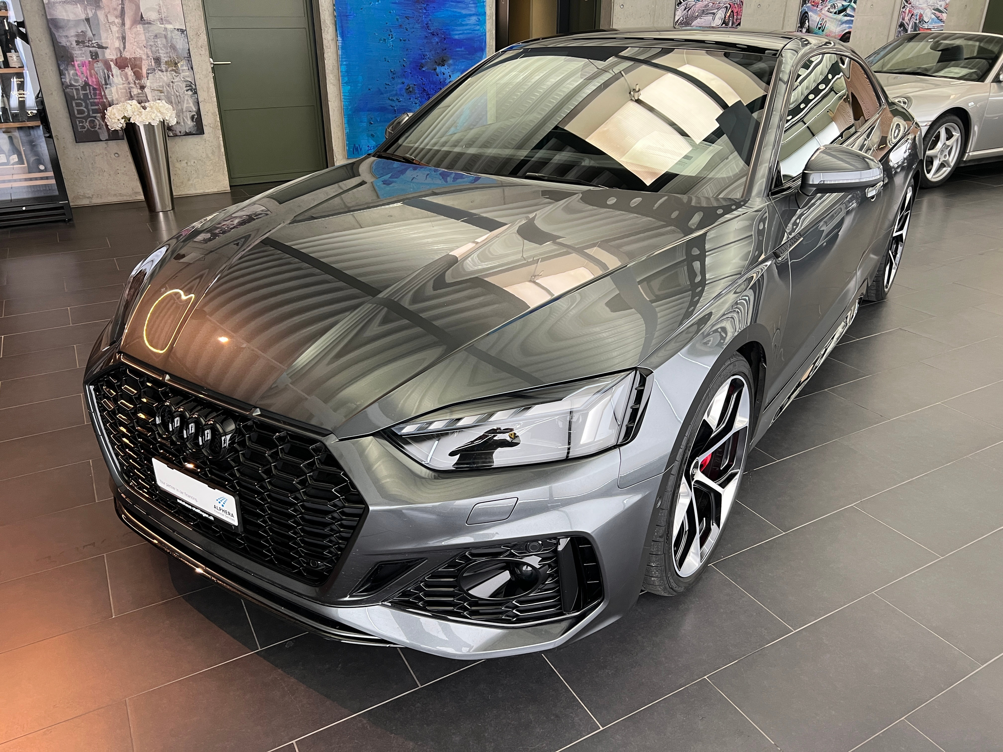 listing desktop thumbnail image 5