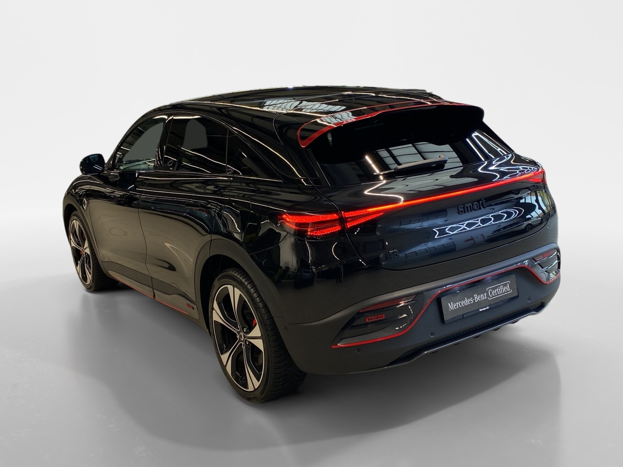 listing desktop thumbnail image 3