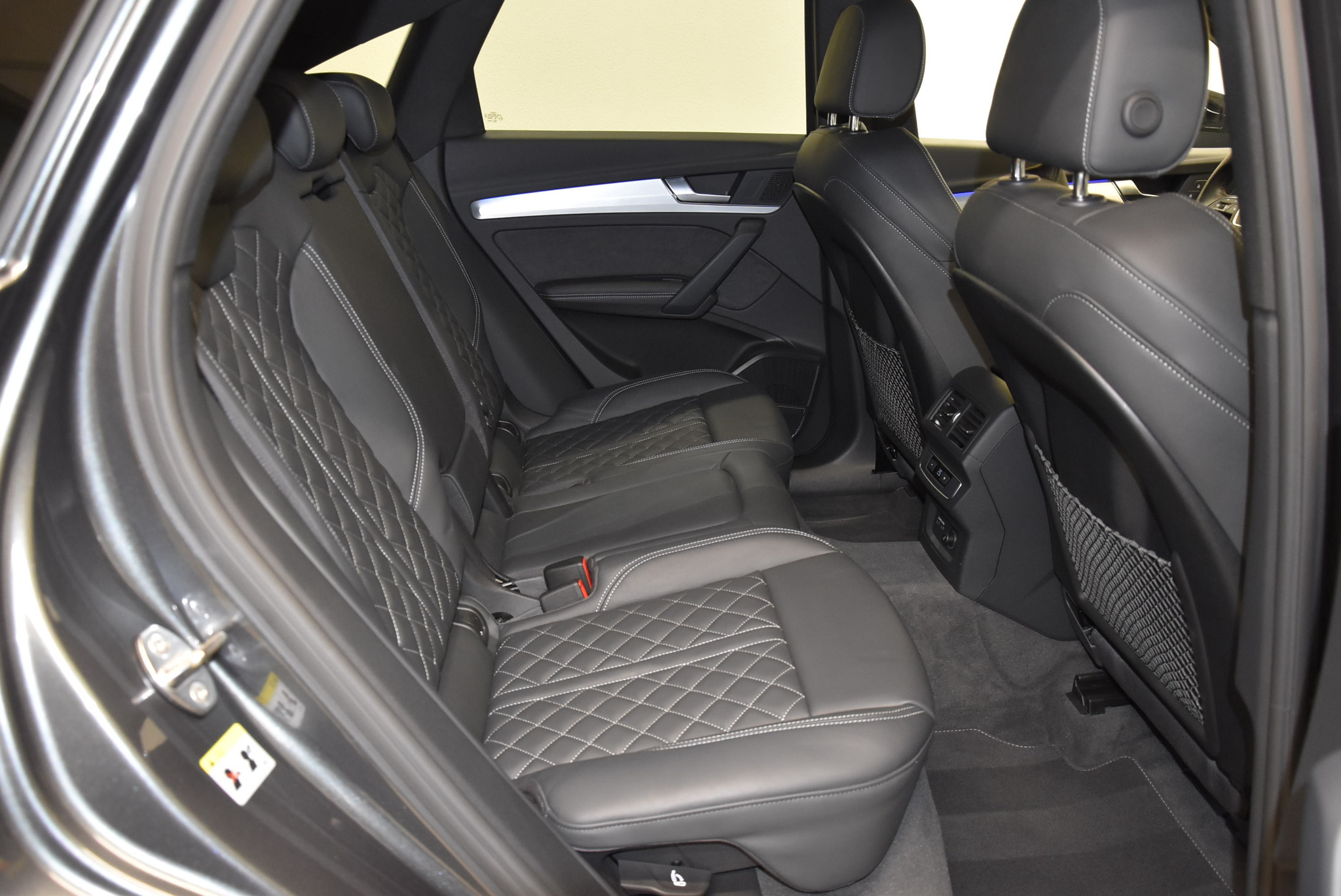 listing desktop thumbnail image 9