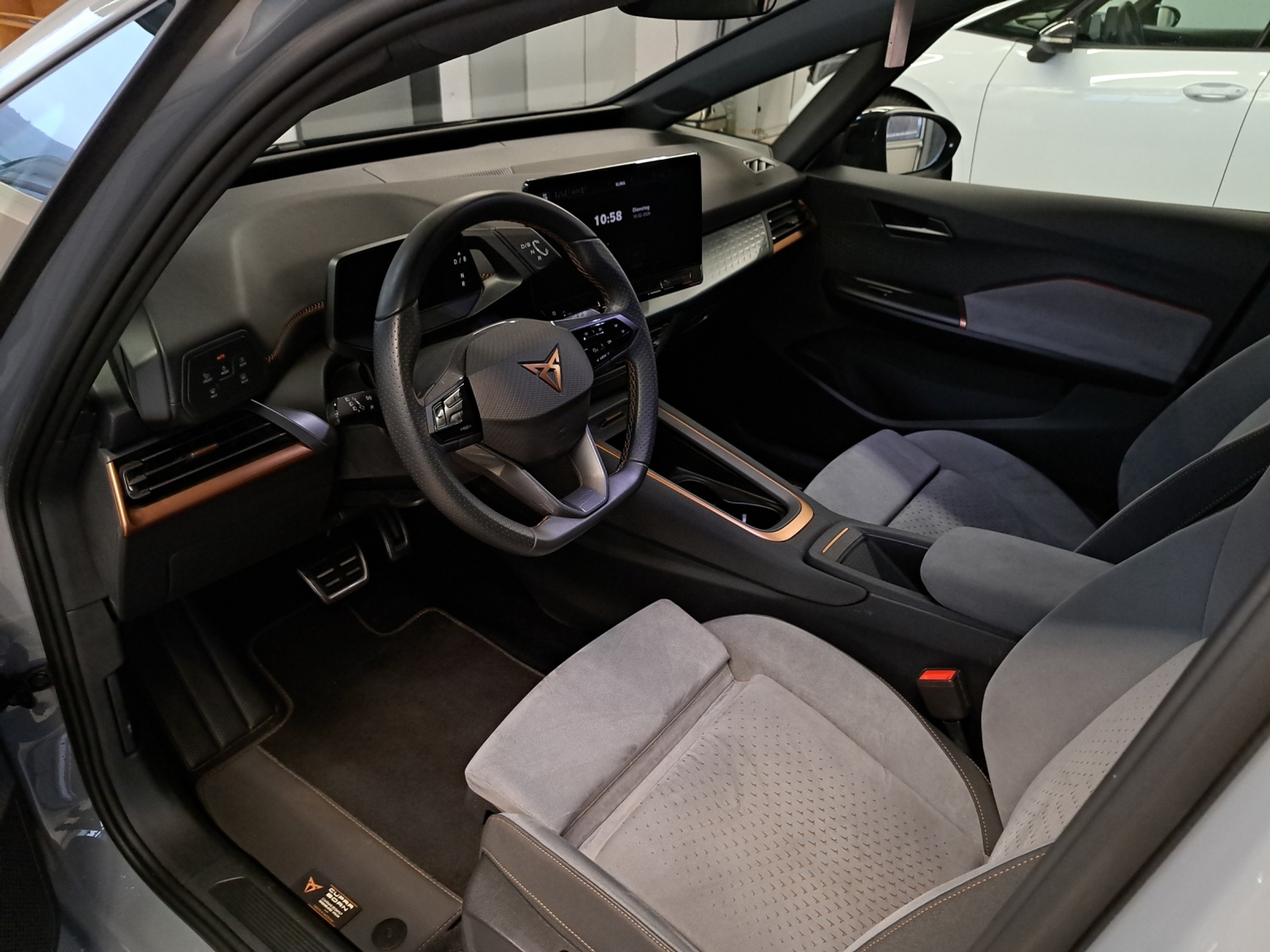 listing desktop thumbnail image 17