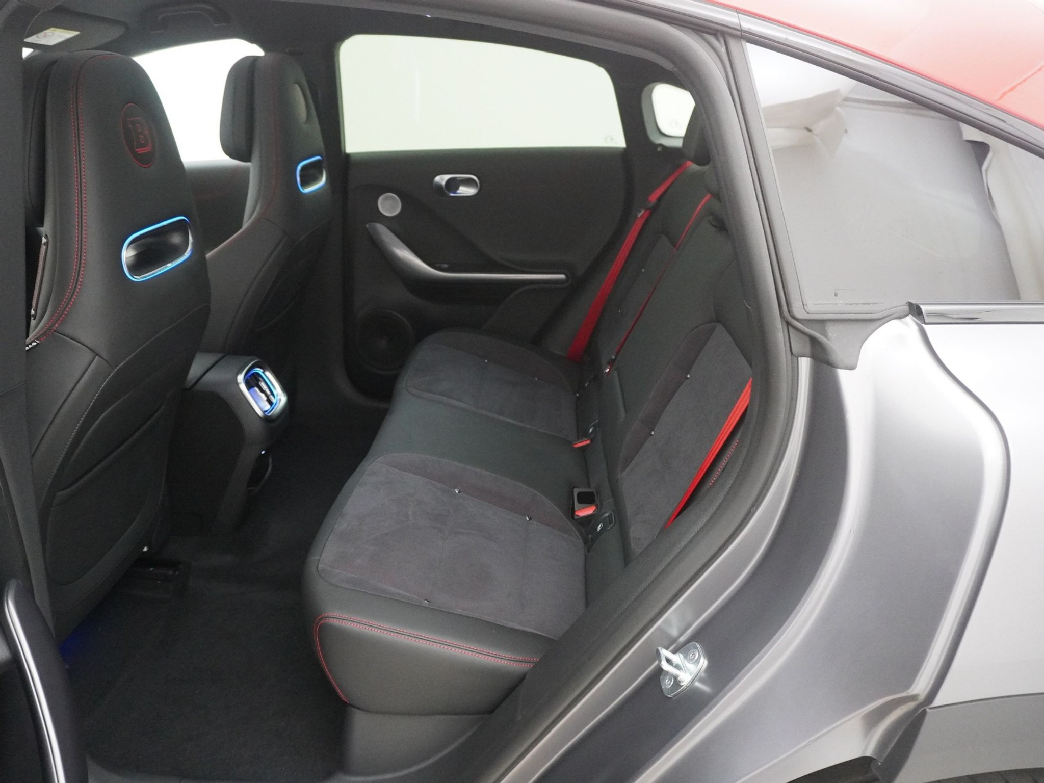 listing desktop thumbnail image 14