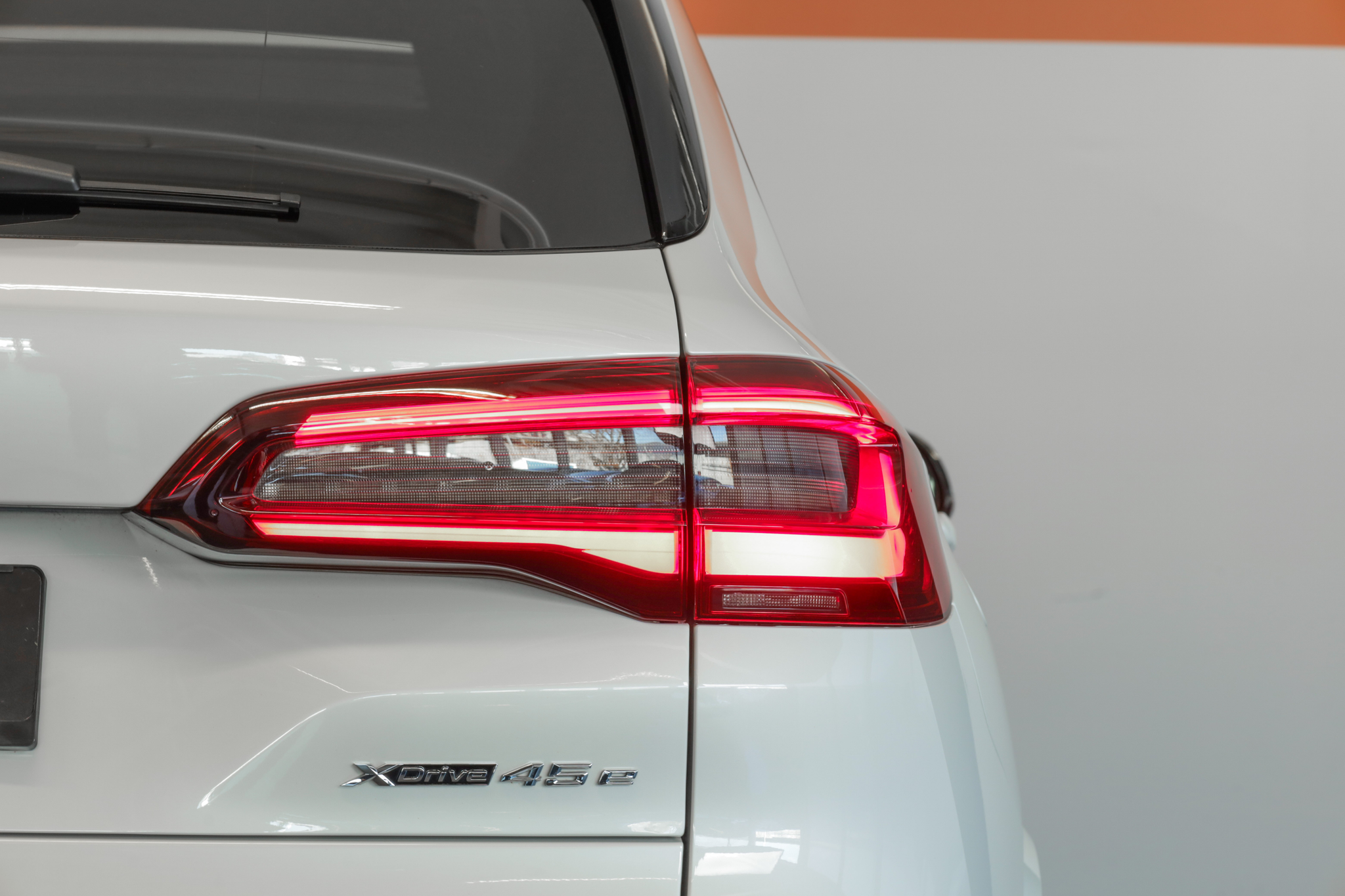 listing desktop thumbnail image 5