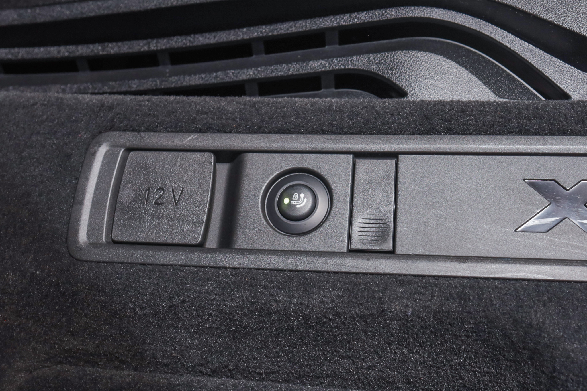 listing desktop thumbnail image 10