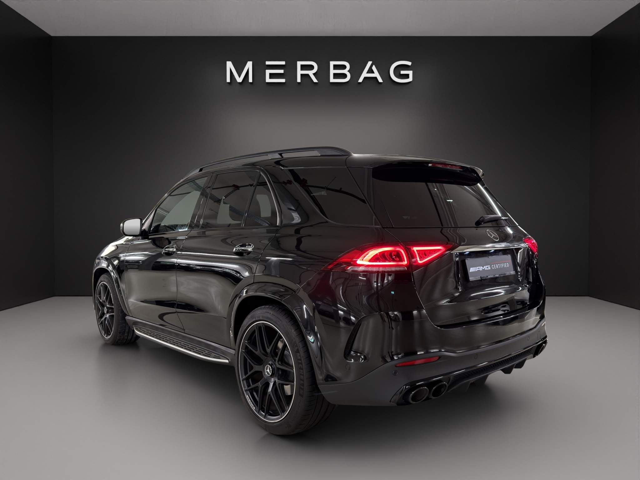 listing desktop thumbnail image 4