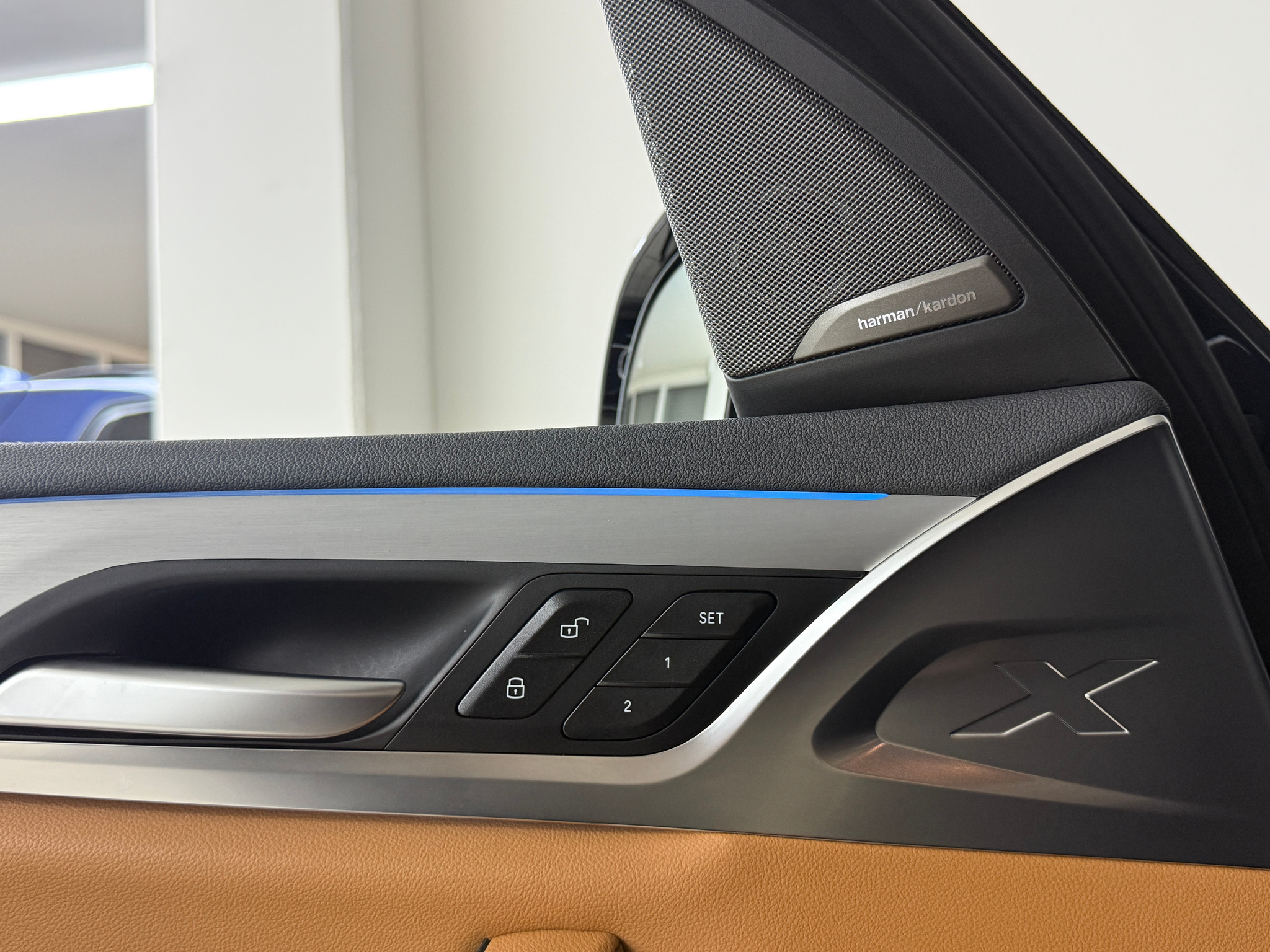 listing desktop thumbnail image 15