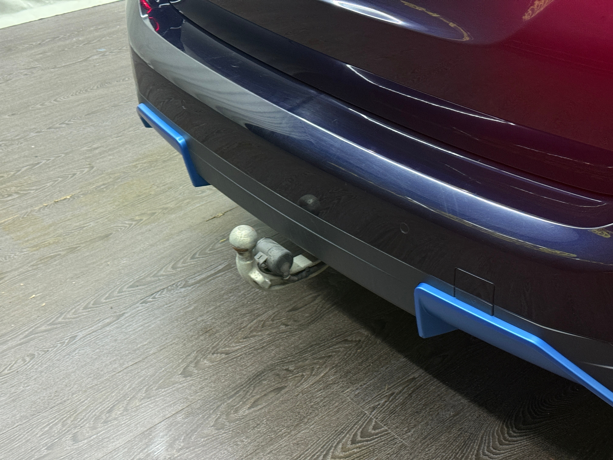 listing desktop thumbnail image 18