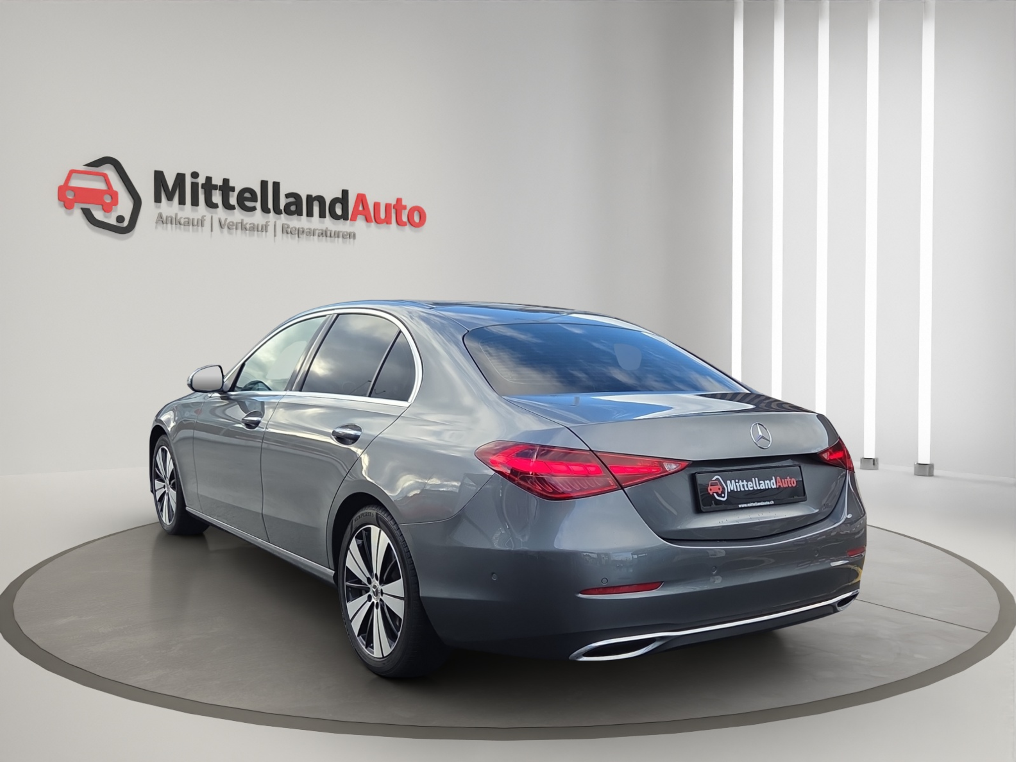 listing desktop thumbnail image 13