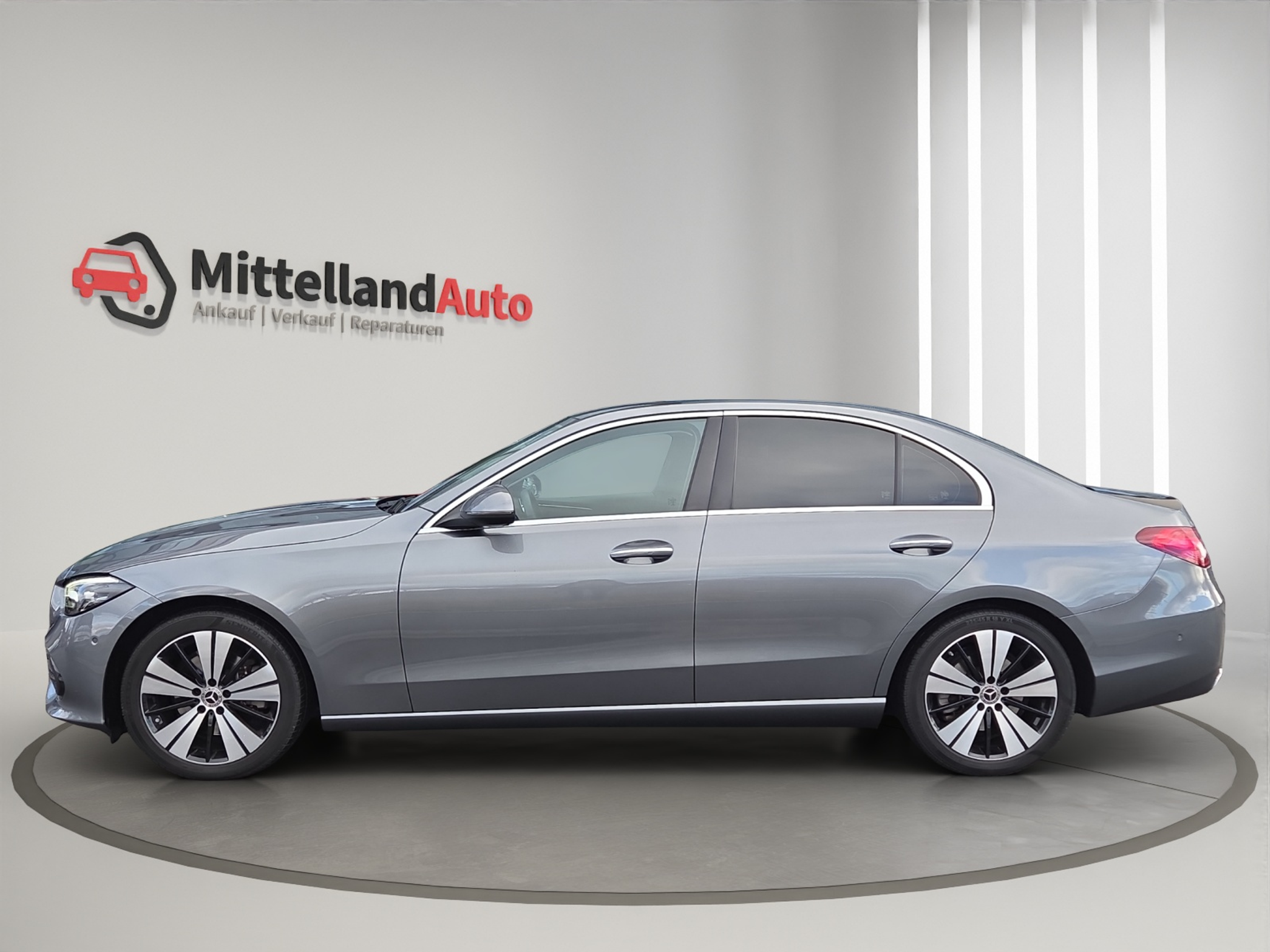 listing desktop thumbnail image 3