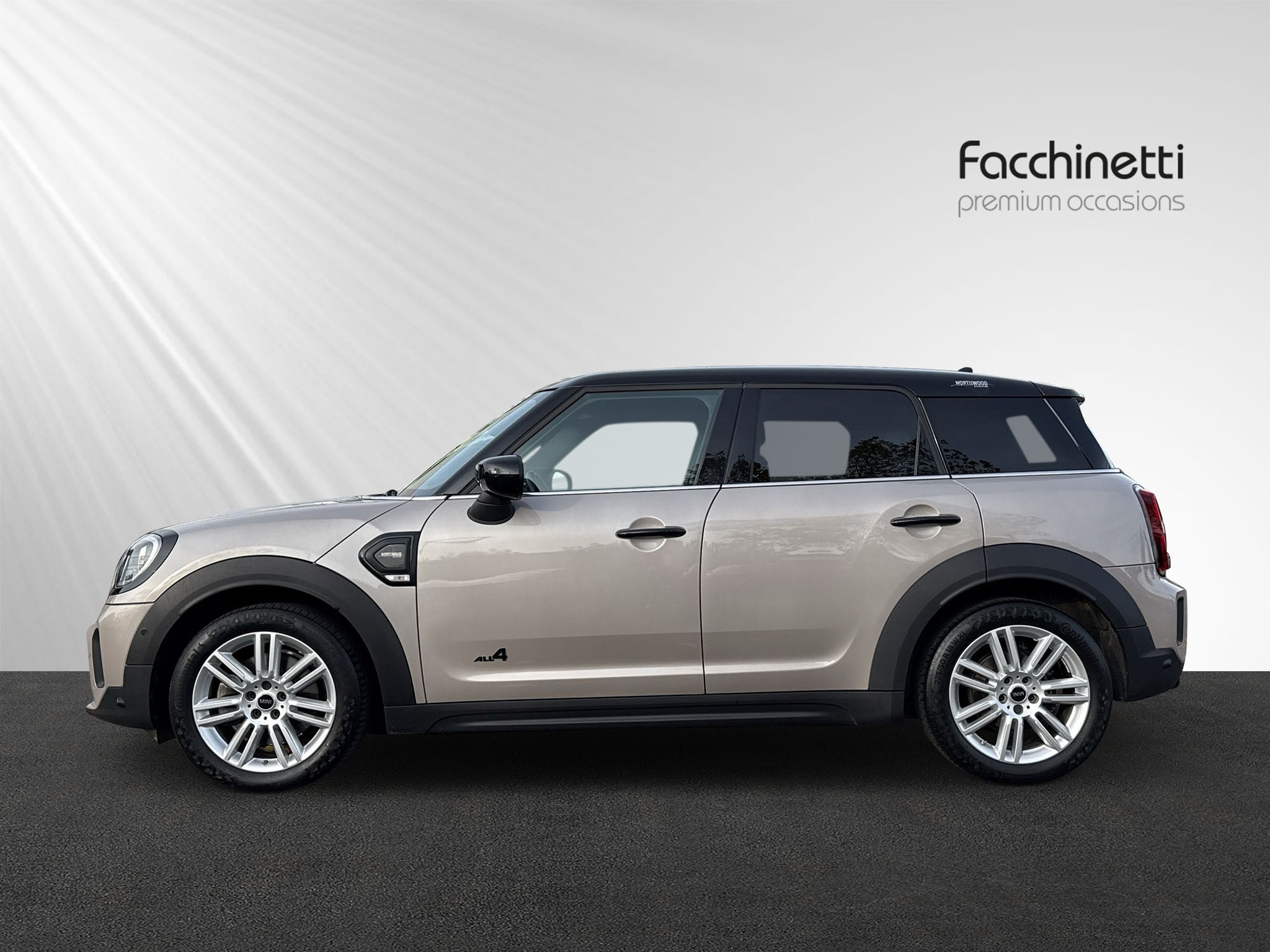 listing desktop thumbnail image 1