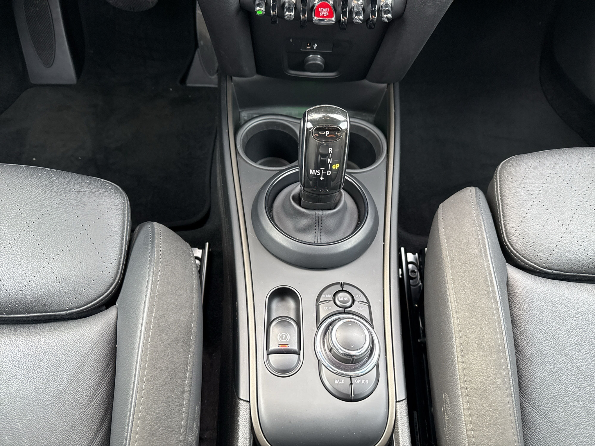 listing desktop thumbnail image 12