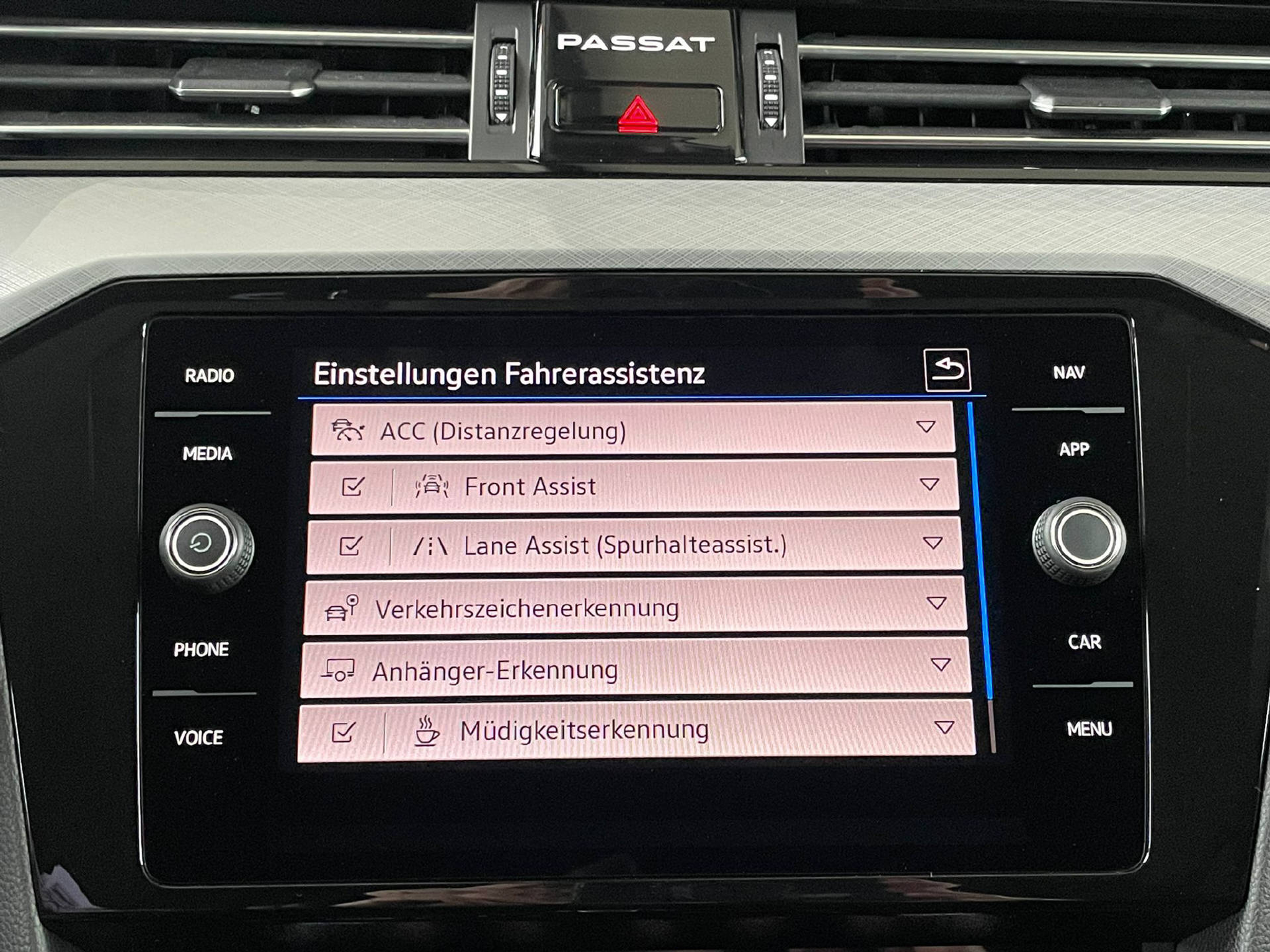 listing desktop thumbnail image 11