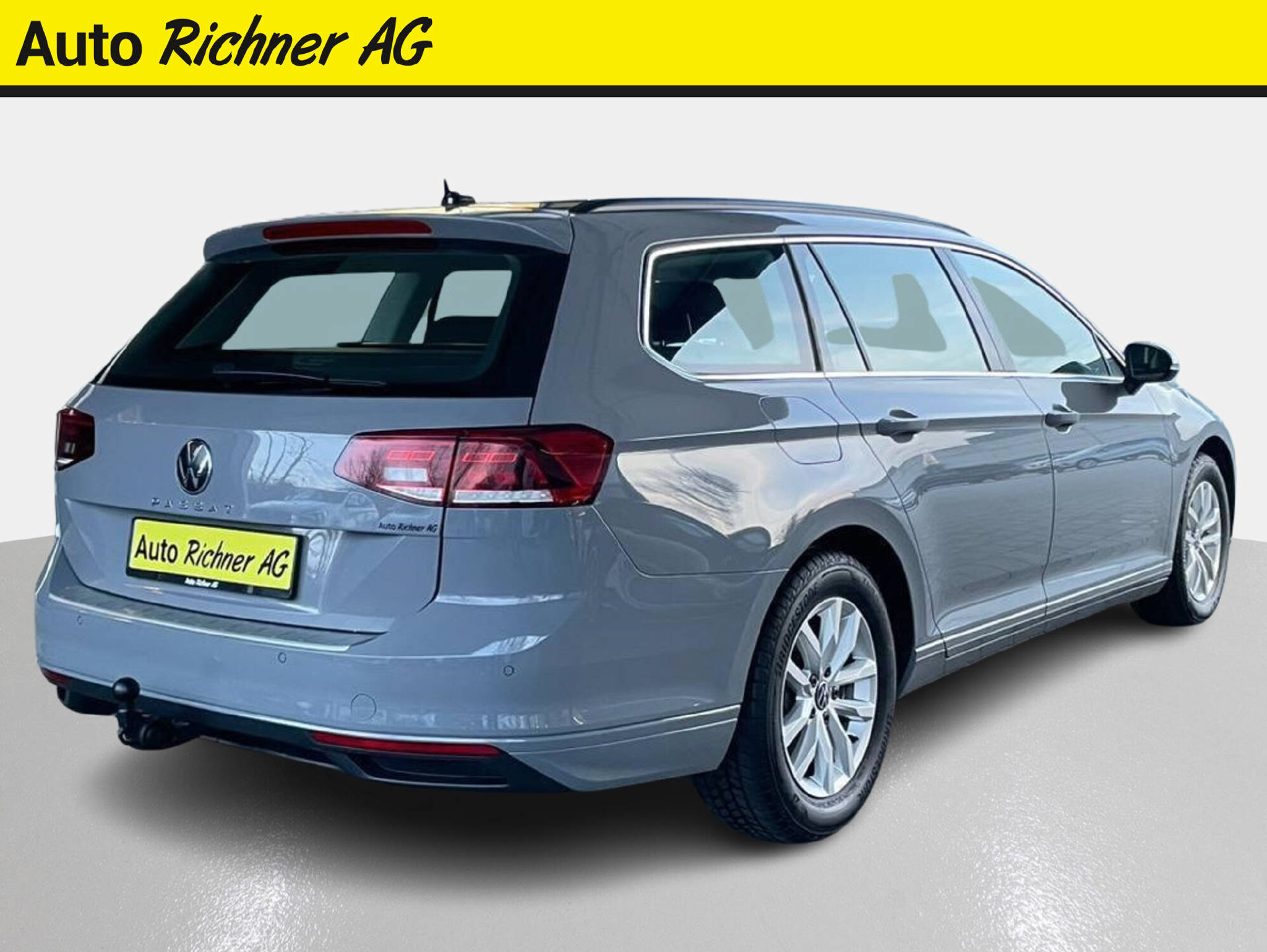 listing desktop thumbnail image 3