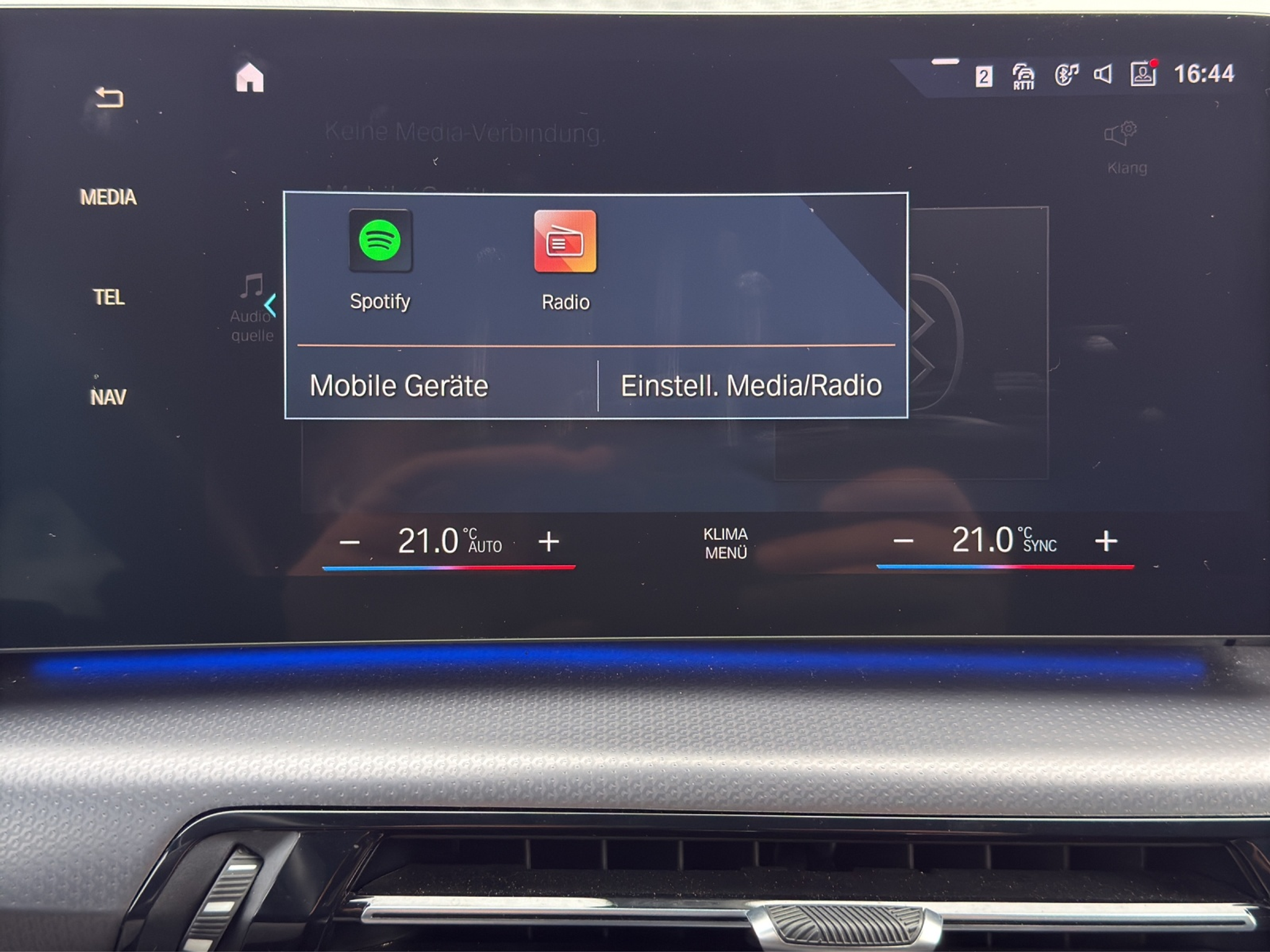 listing desktop thumbnail image 22