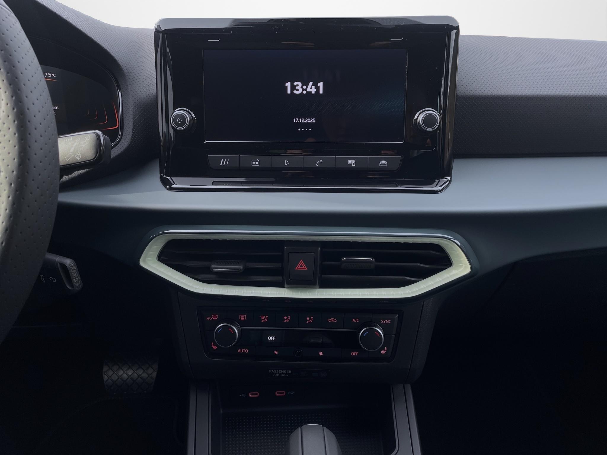 listing desktop thumbnail image 15