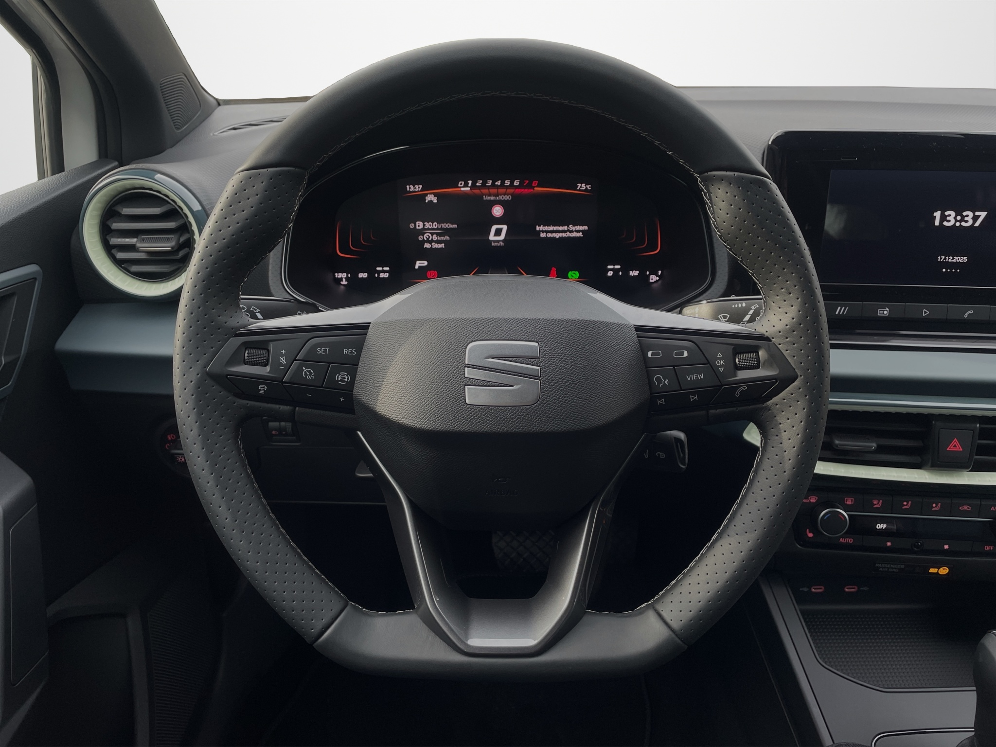 listing desktop thumbnail image 9