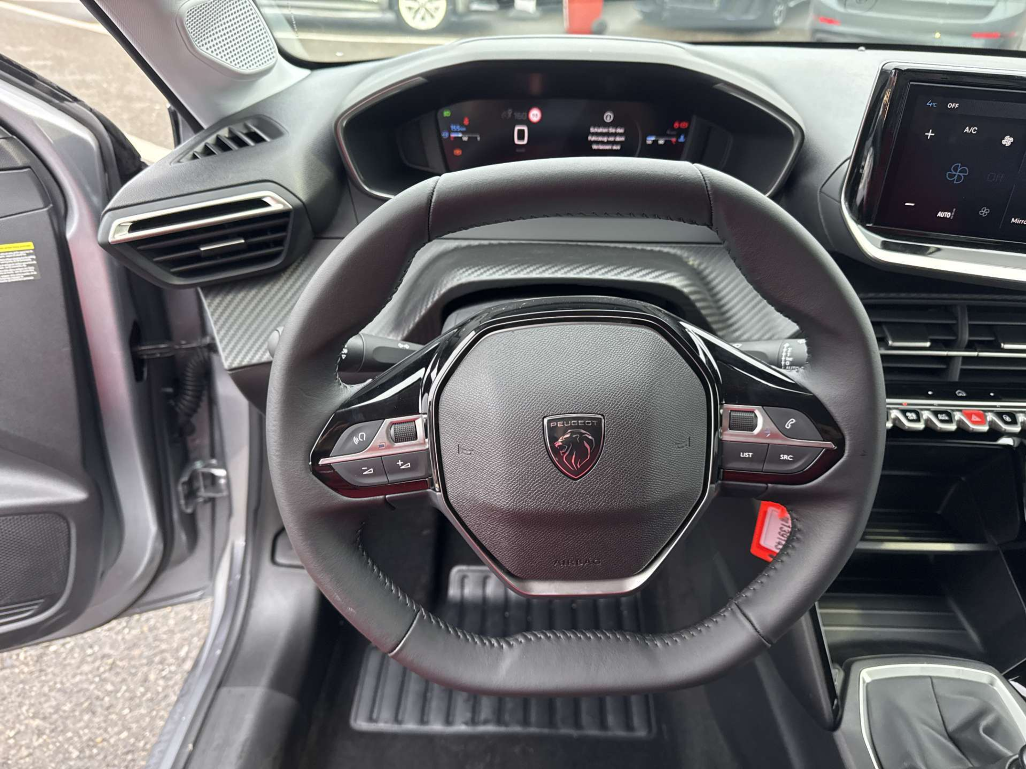 listing desktop thumbnail image 15