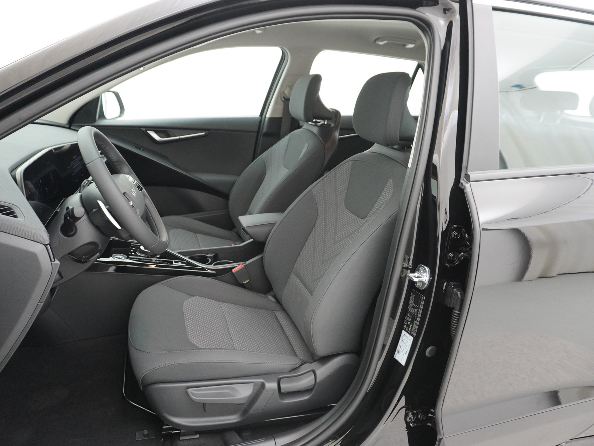 listing desktop thumbnail image 12