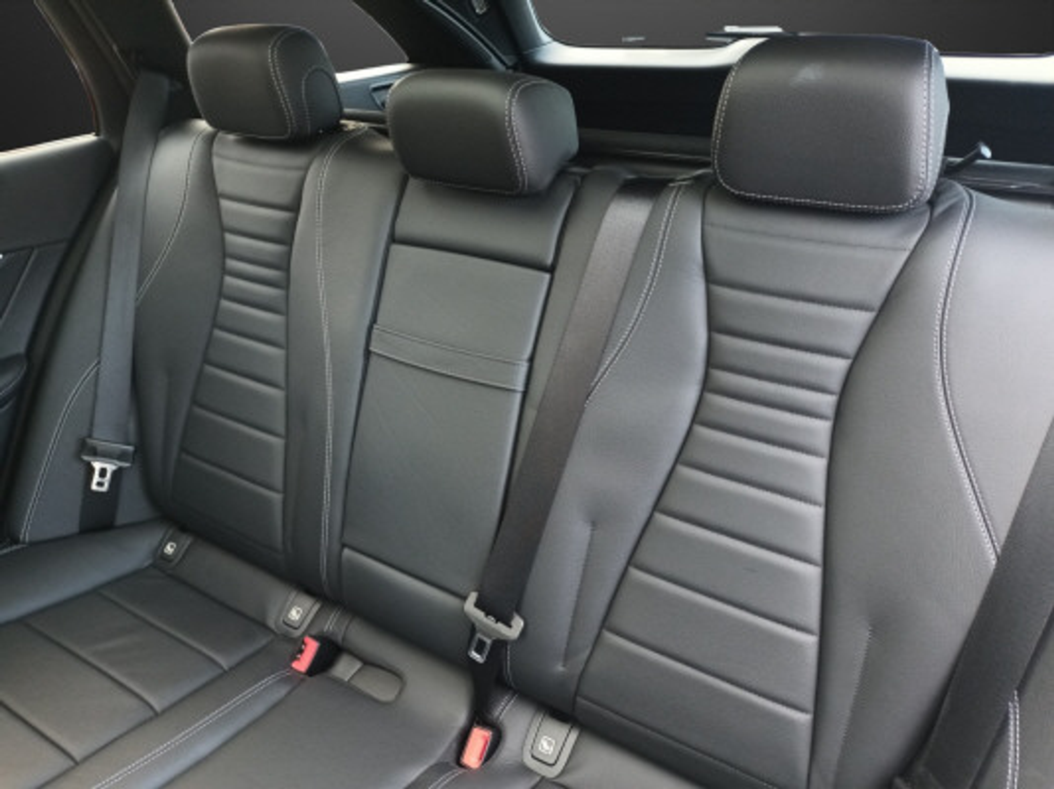 listing desktop thumbnail image 9