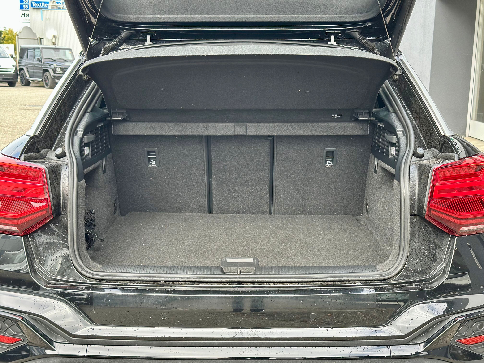 listing desktop thumbnail image 10