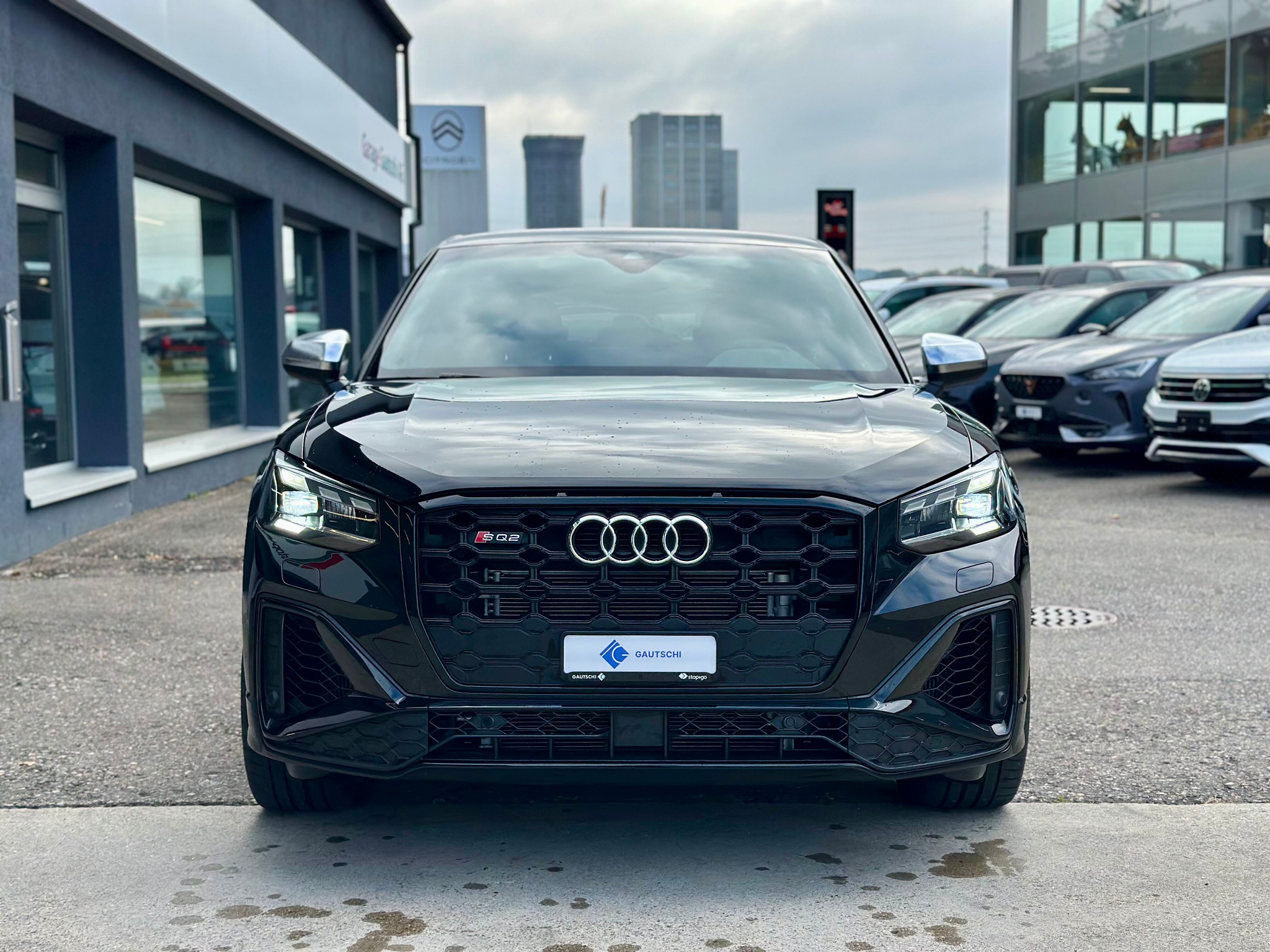 listing desktop thumbnail image 1