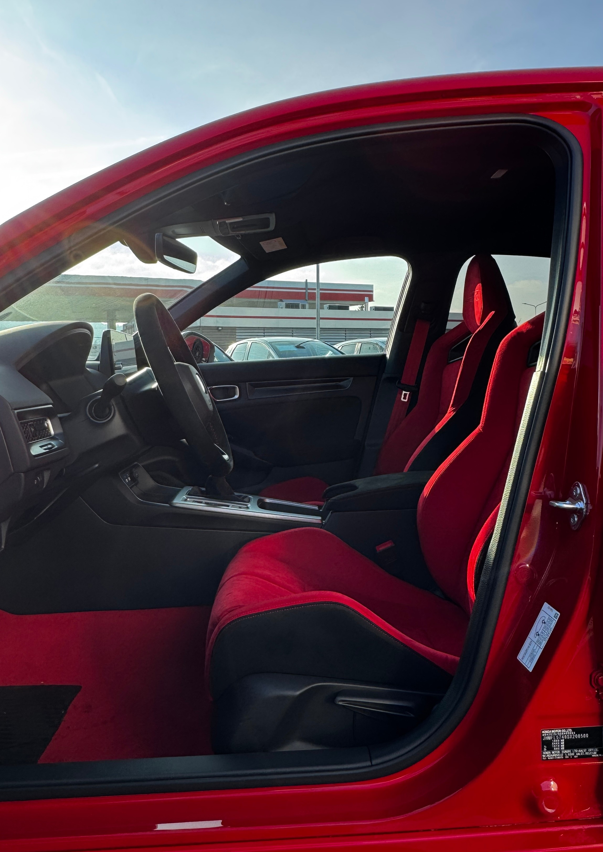 listing desktop thumbnail image 8