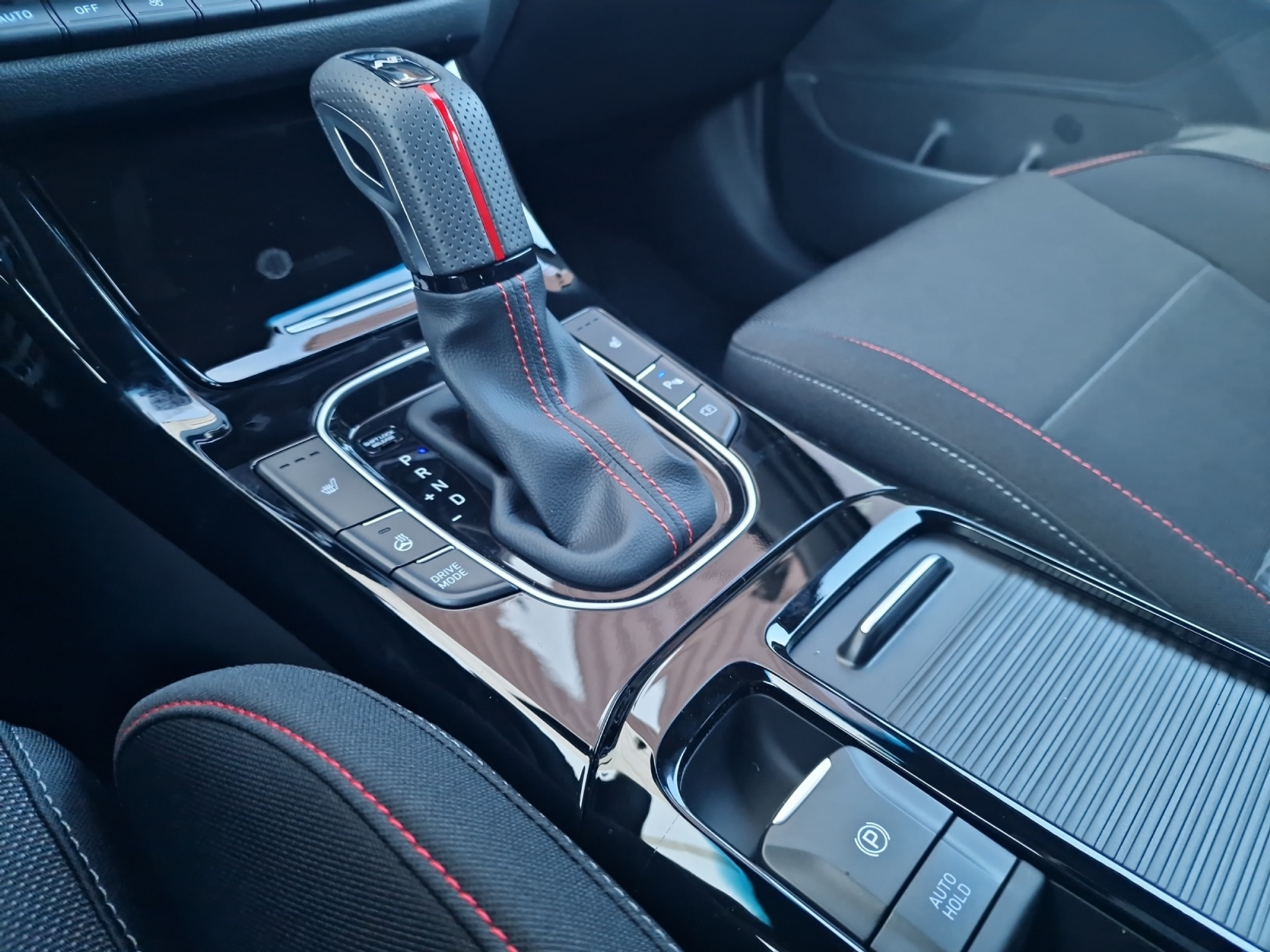 listing desktop thumbnail image 19