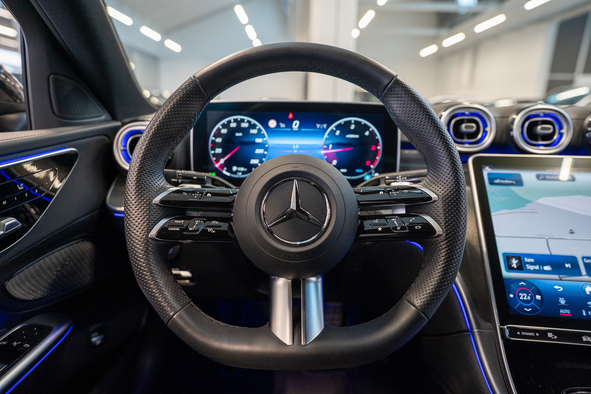 listing desktop thumbnail image 16