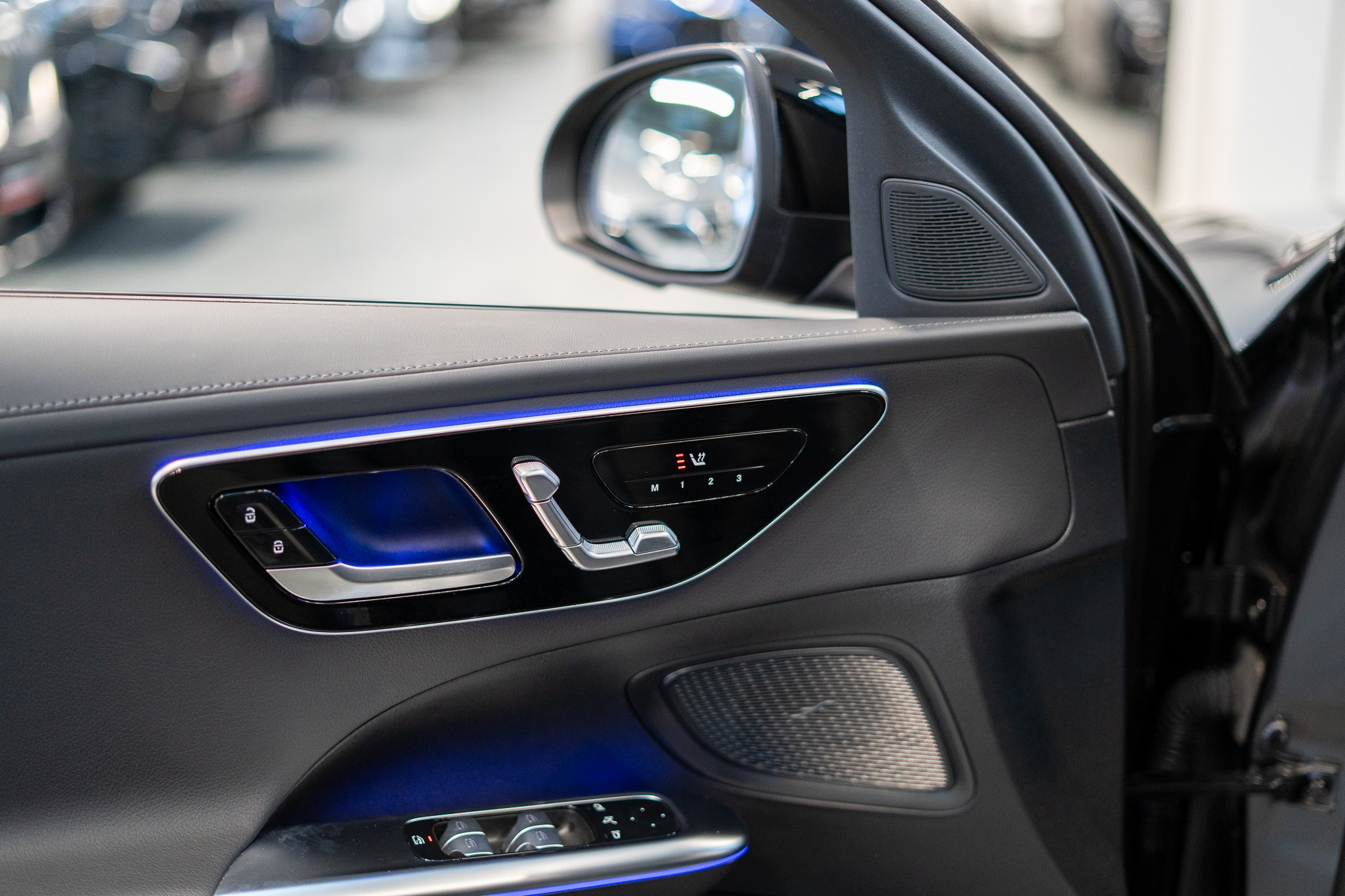 listing desktop thumbnail image 10