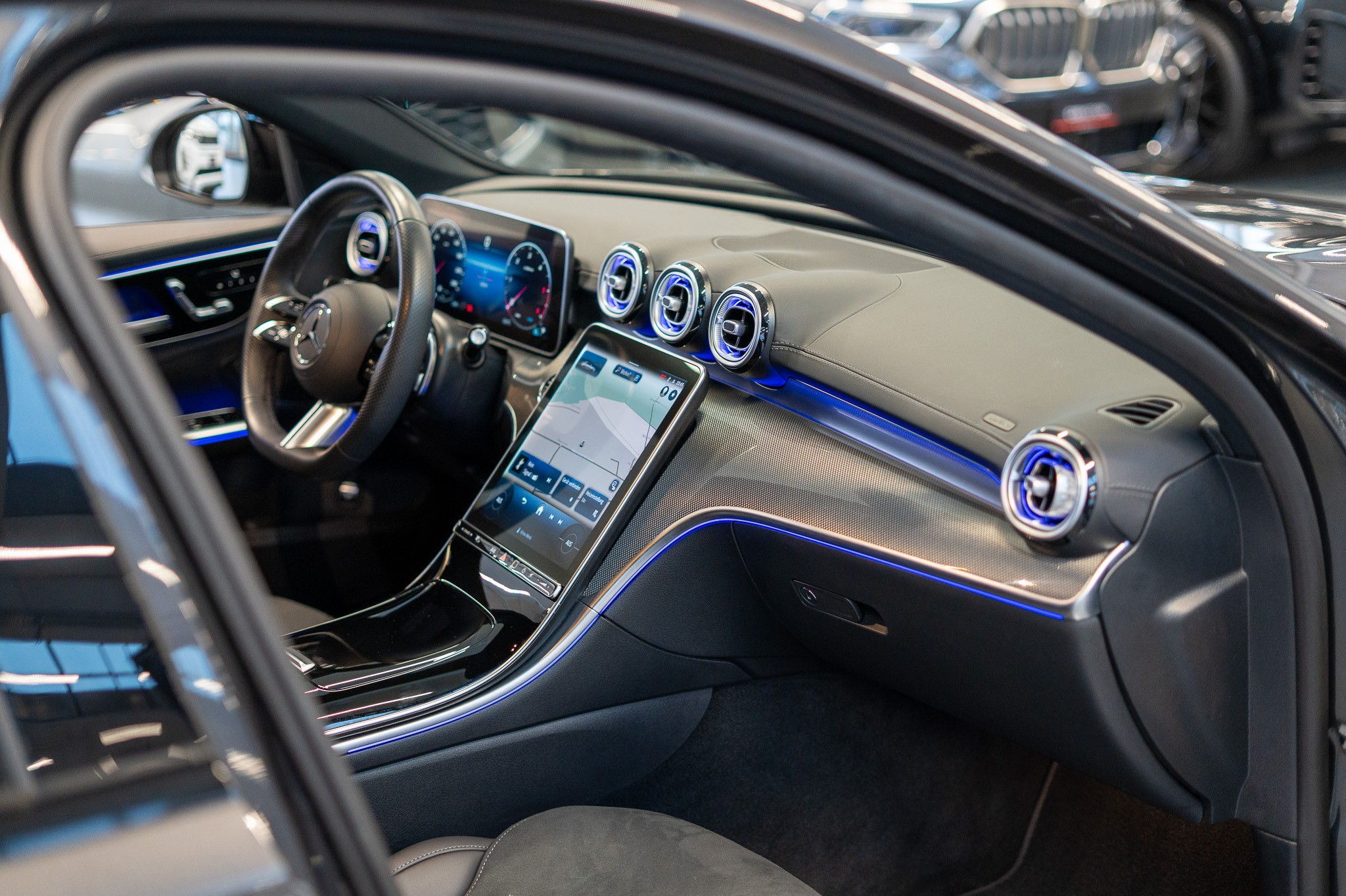 listing desktop thumbnail image 14