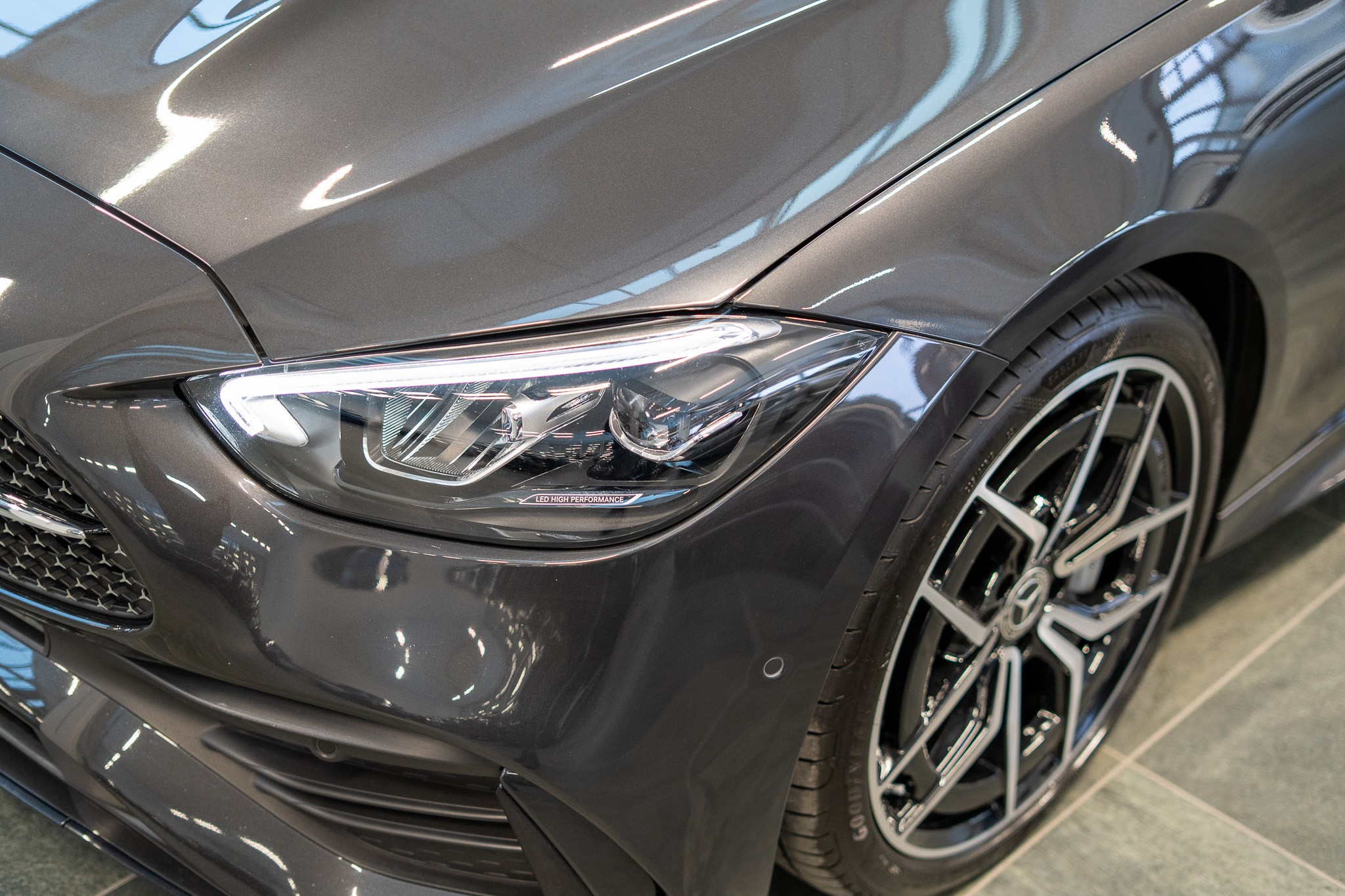 listing desktop thumbnail image 22