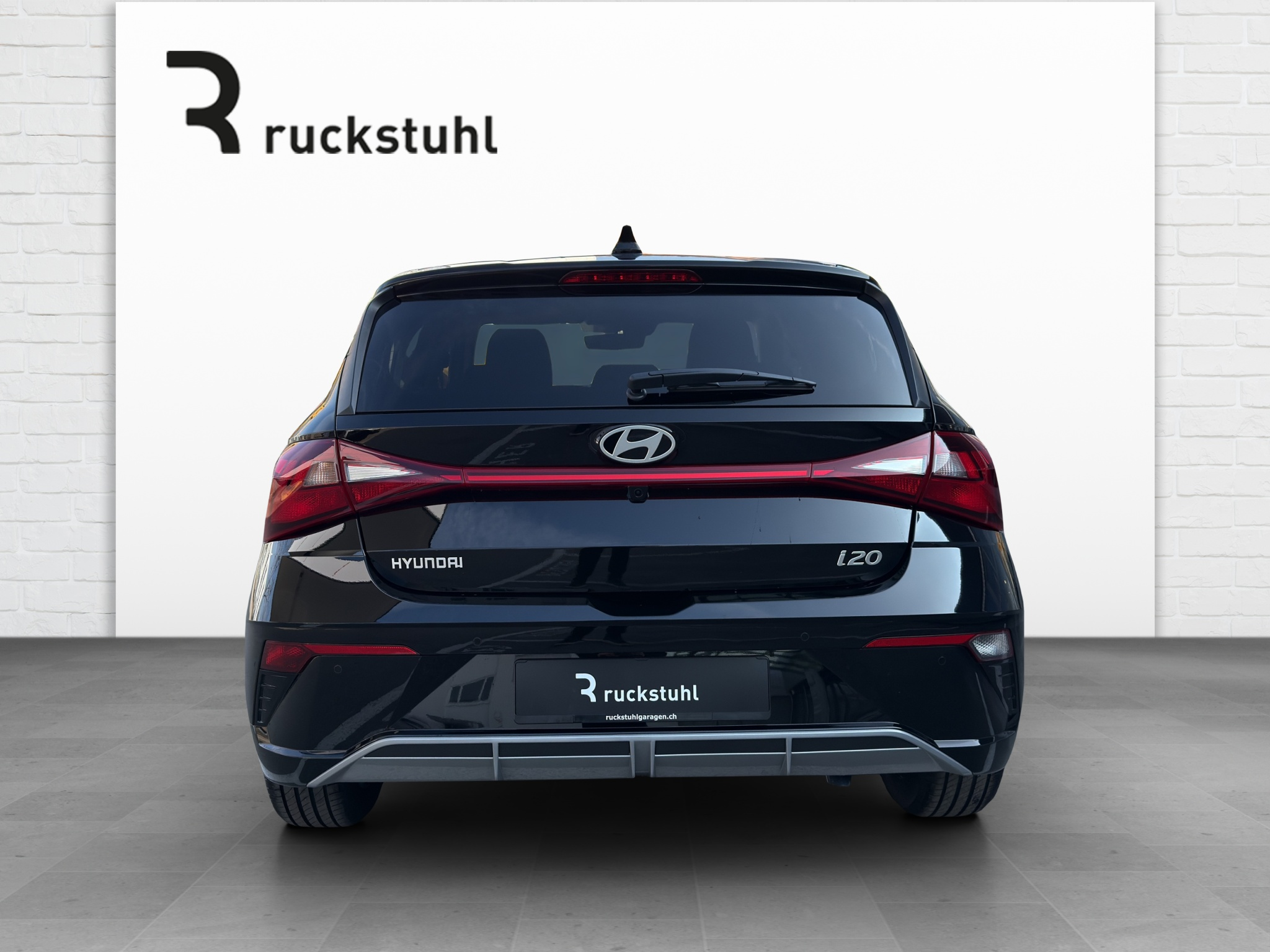 listing desktop thumbnail image 4