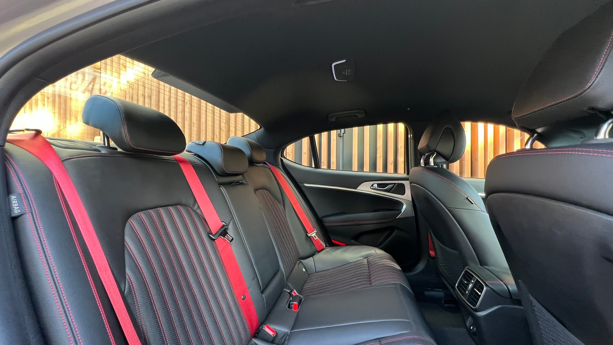 listing desktop thumbnail image 28