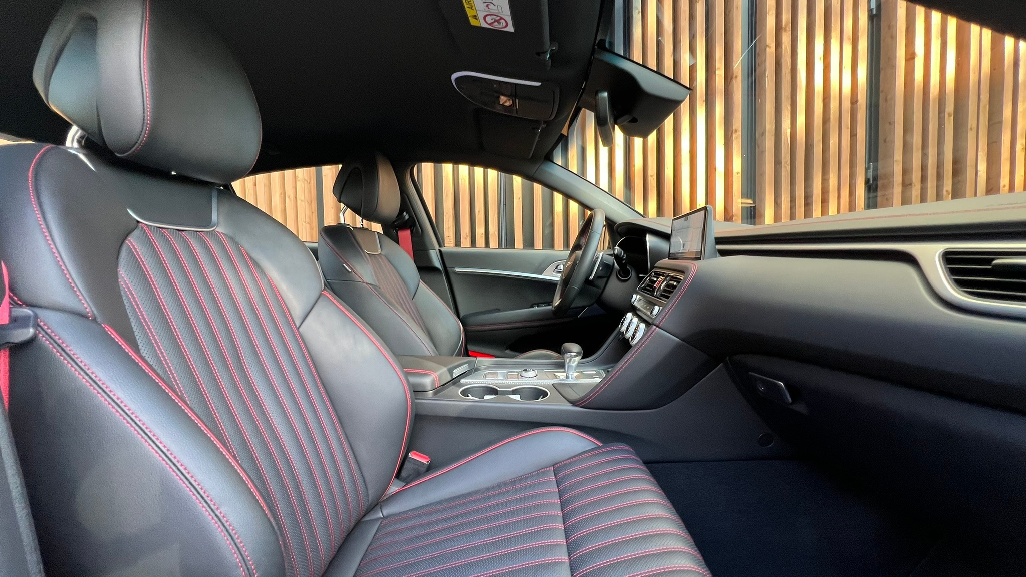 listing desktop thumbnail image 24