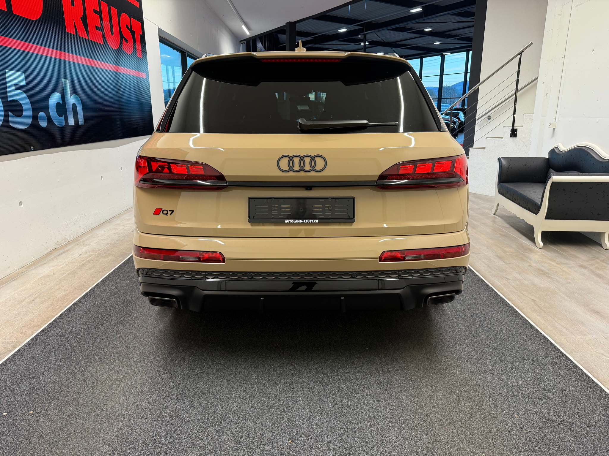 listing desktop thumbnail image 9