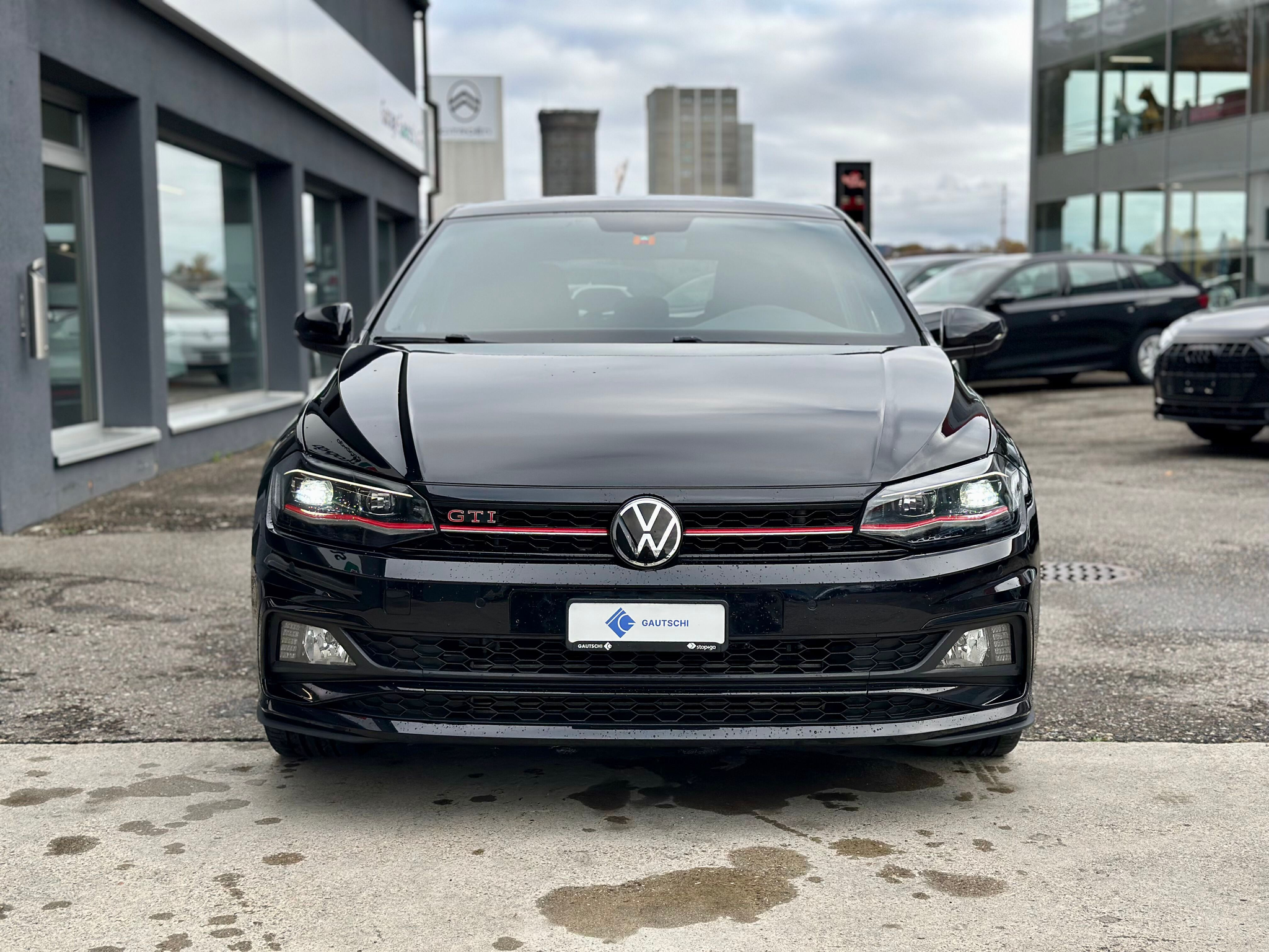 listing desktop thumbnail image 1