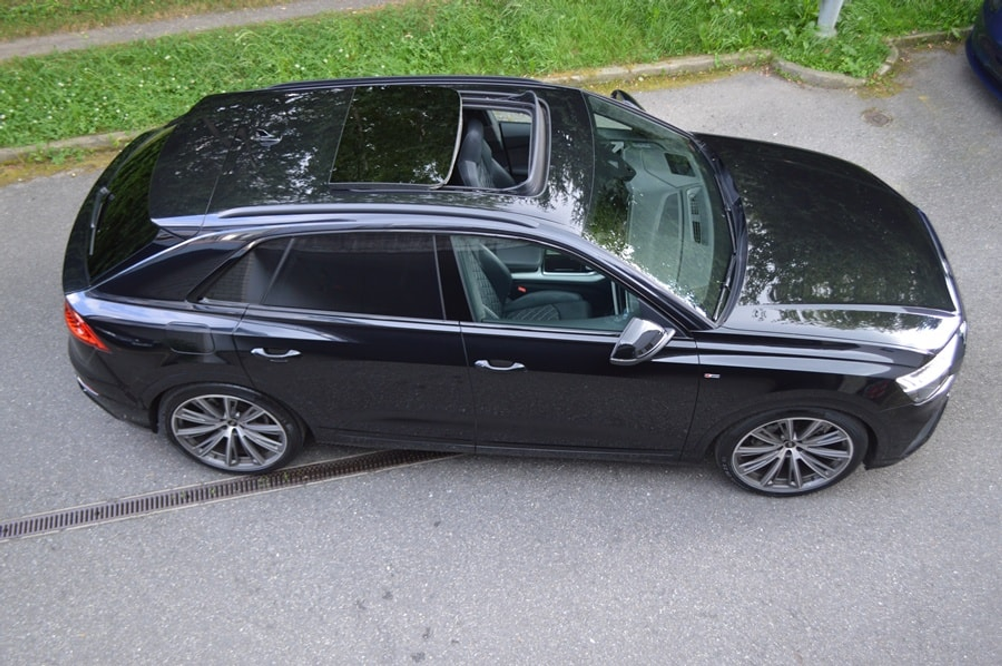 listing desktop thumbnail image 15