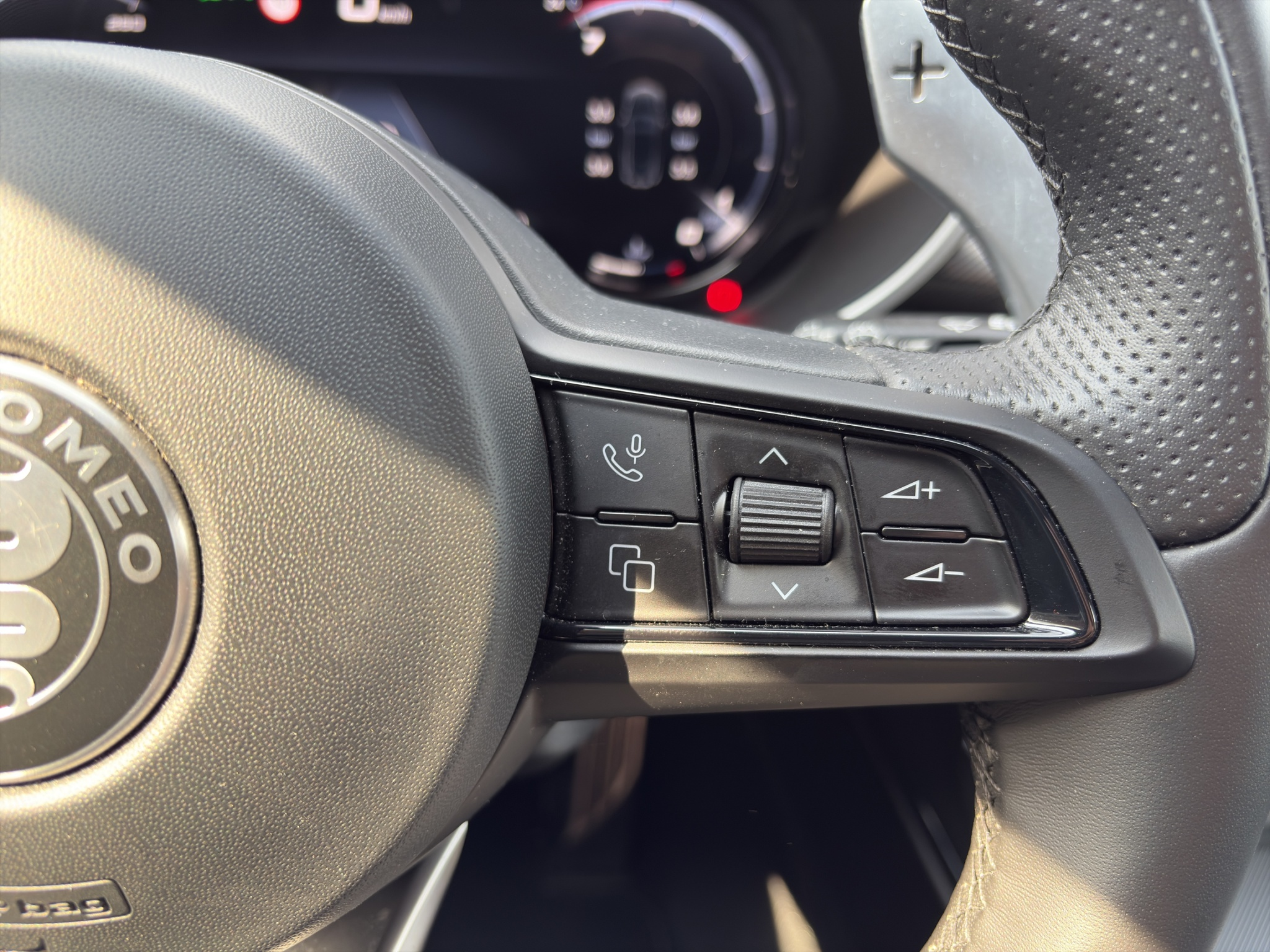 listing desktop thumbnail image 20