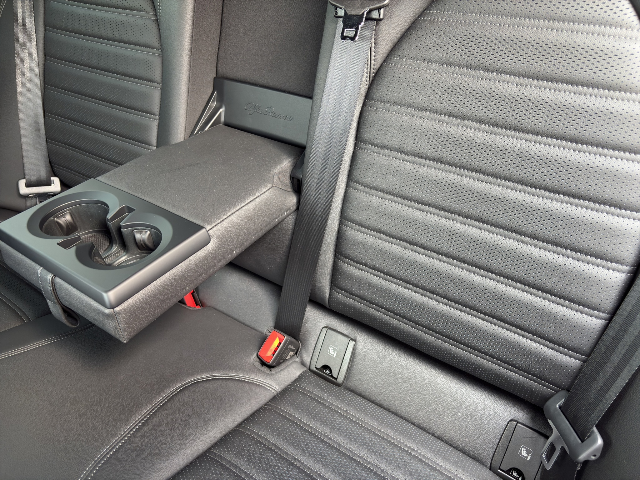 listing desktop thumbnail image 26