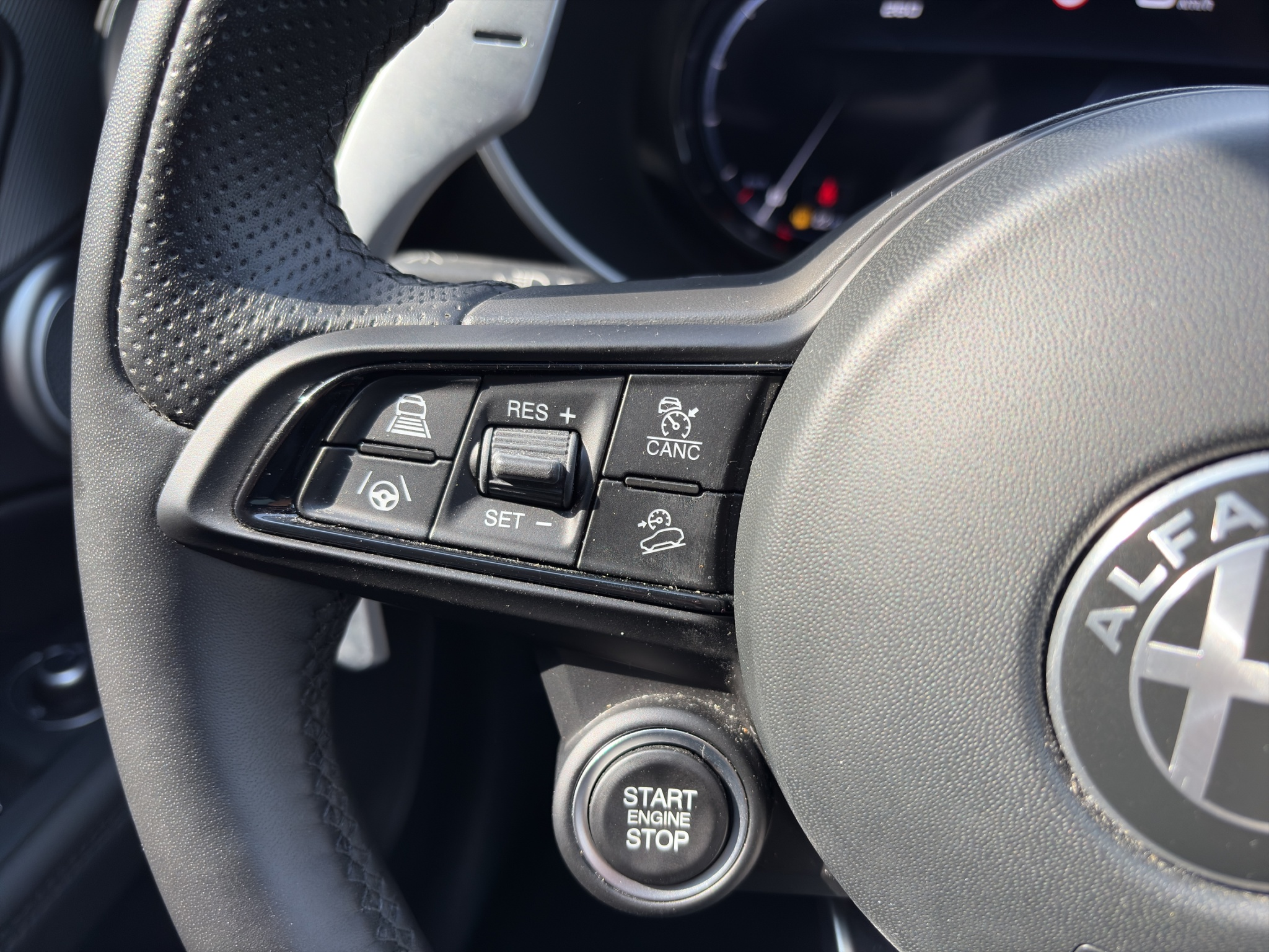 listing desktop thumbnail image 19