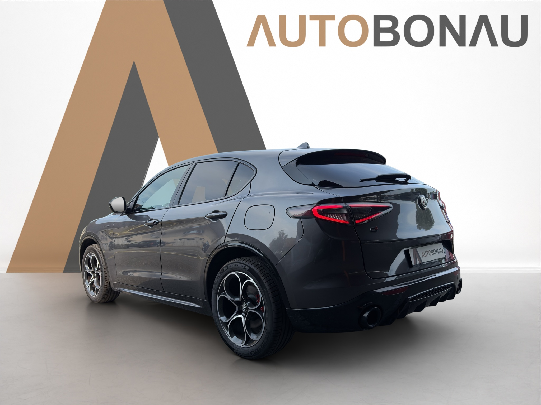 listing desktop thumbnail image 2