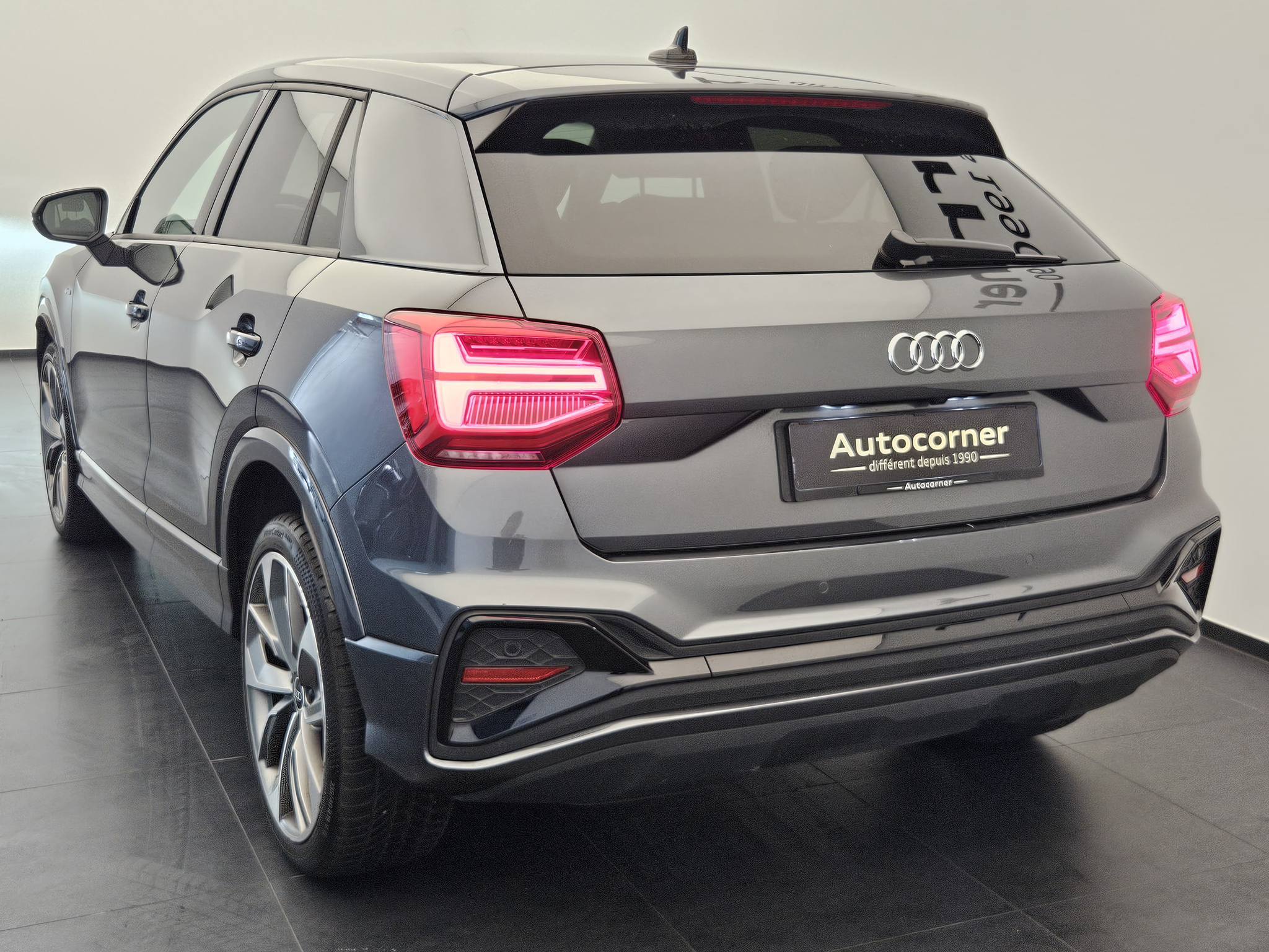 listing desktop thumbnail image 6