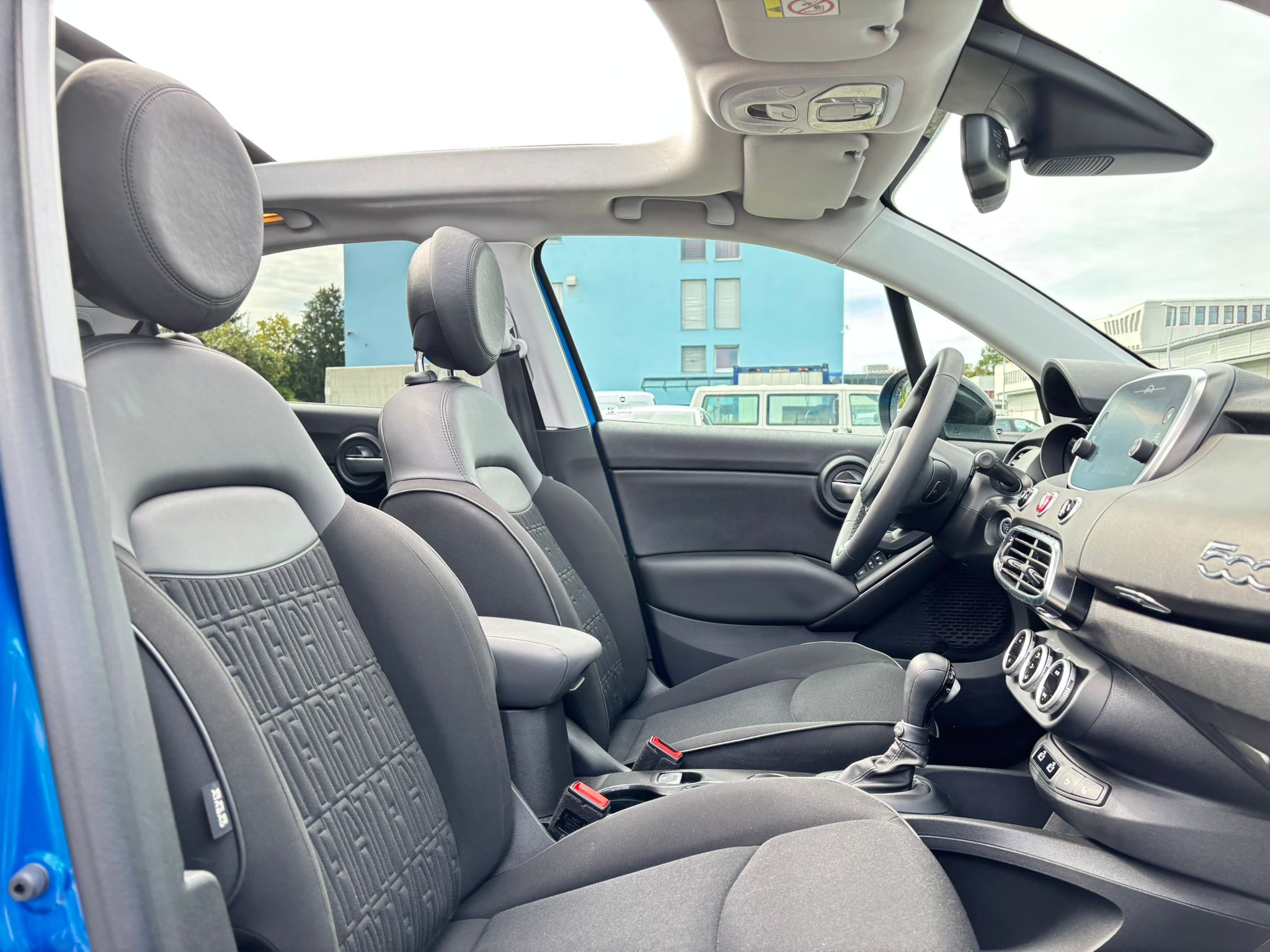 listing desktop thumbnail image 13