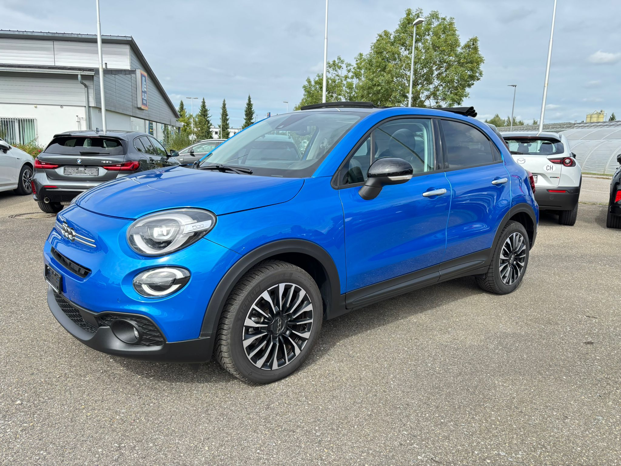 listing desktop thumbnail image 5