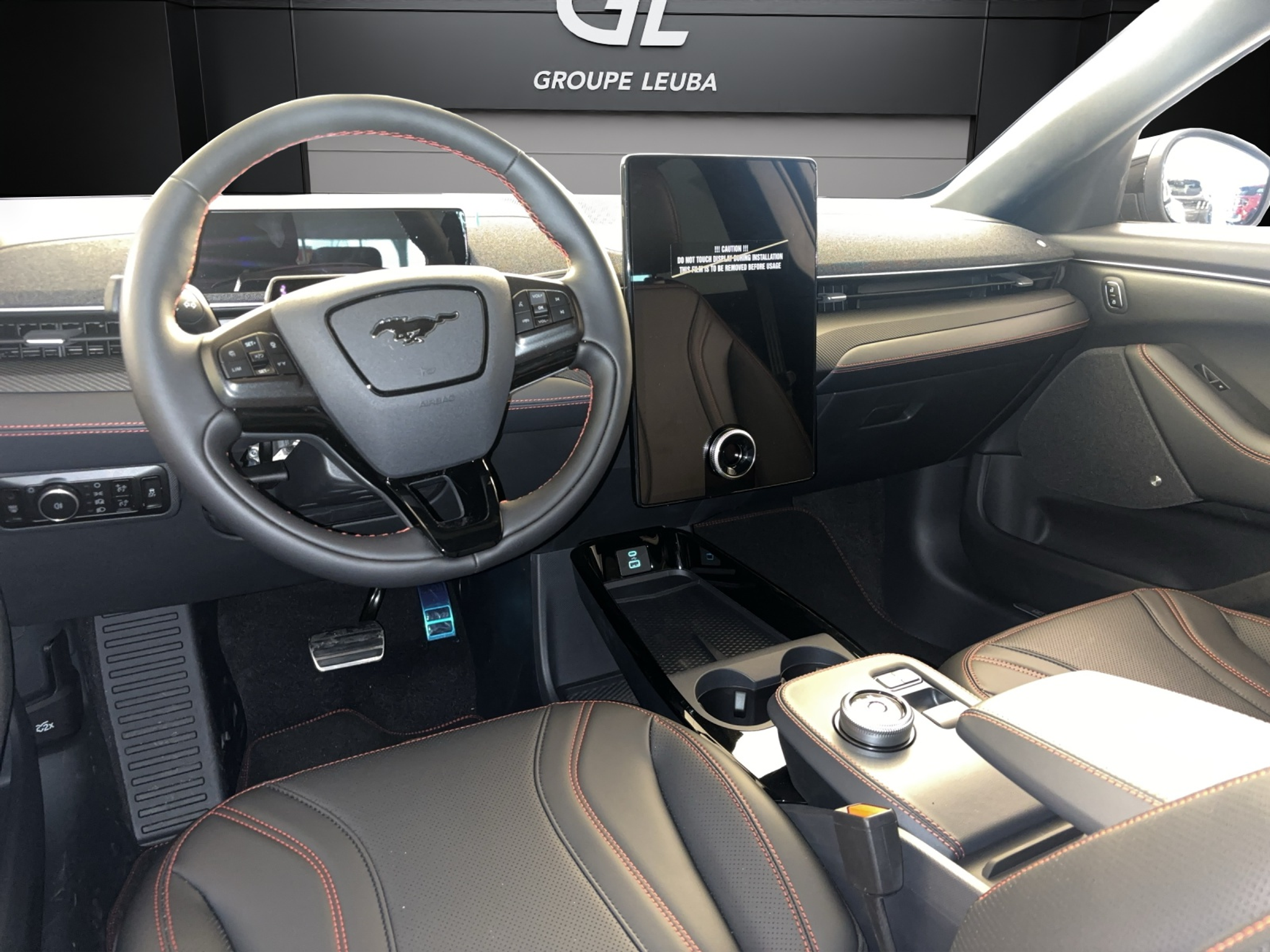 listing desktop thumbnail image 8