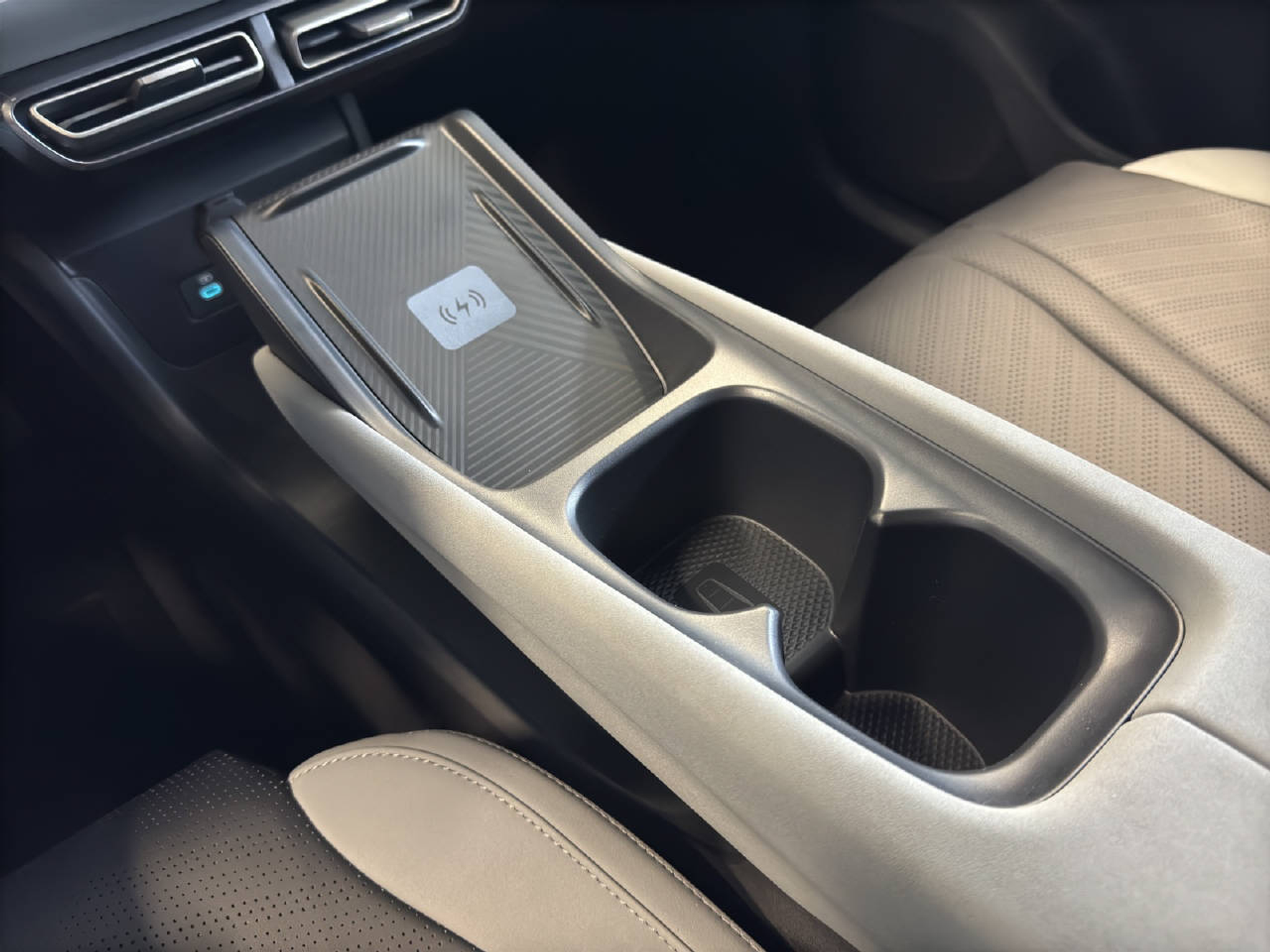 listing desktop thumbnail image 7