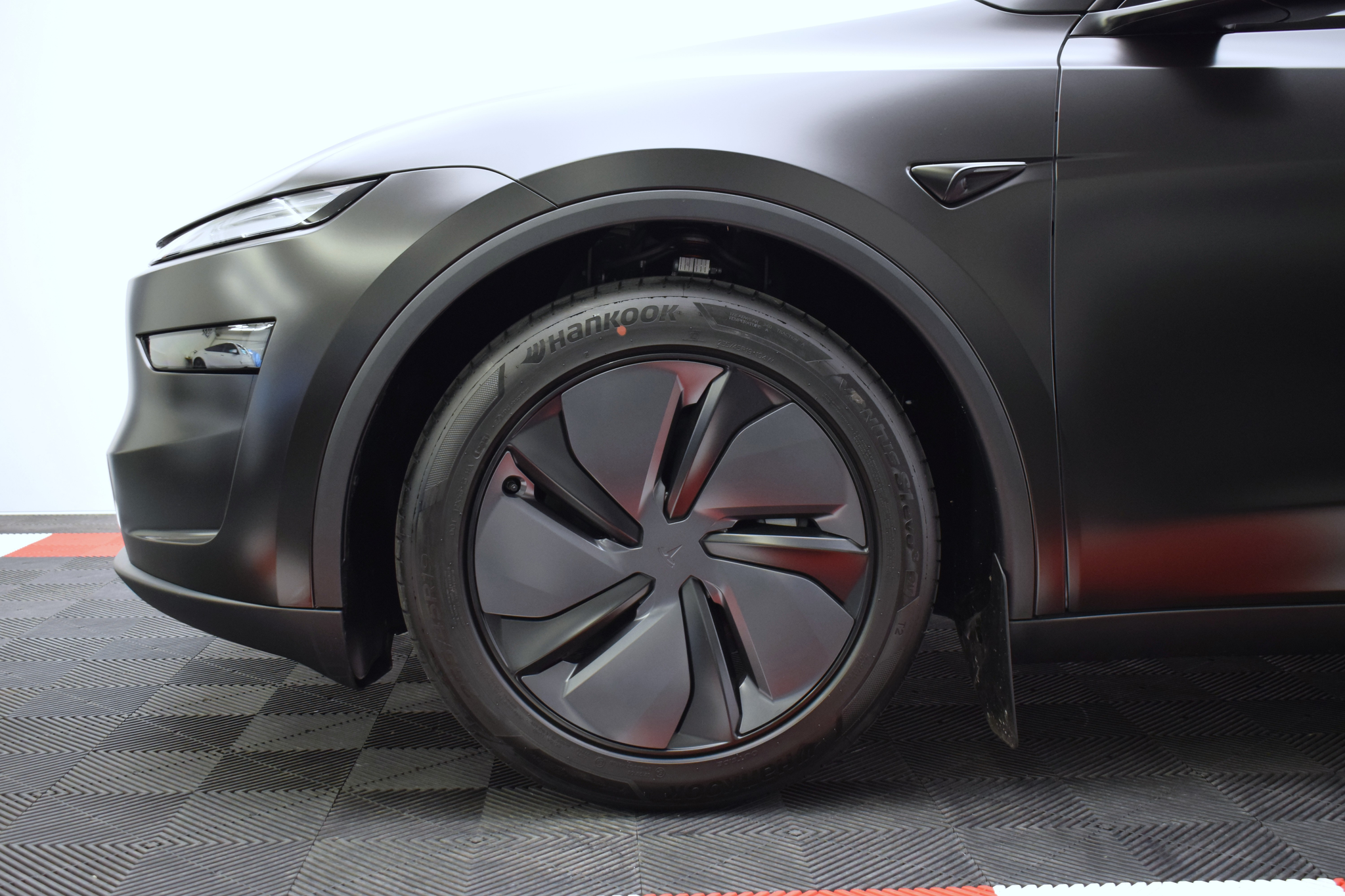 listing desktop thumbnail image 7