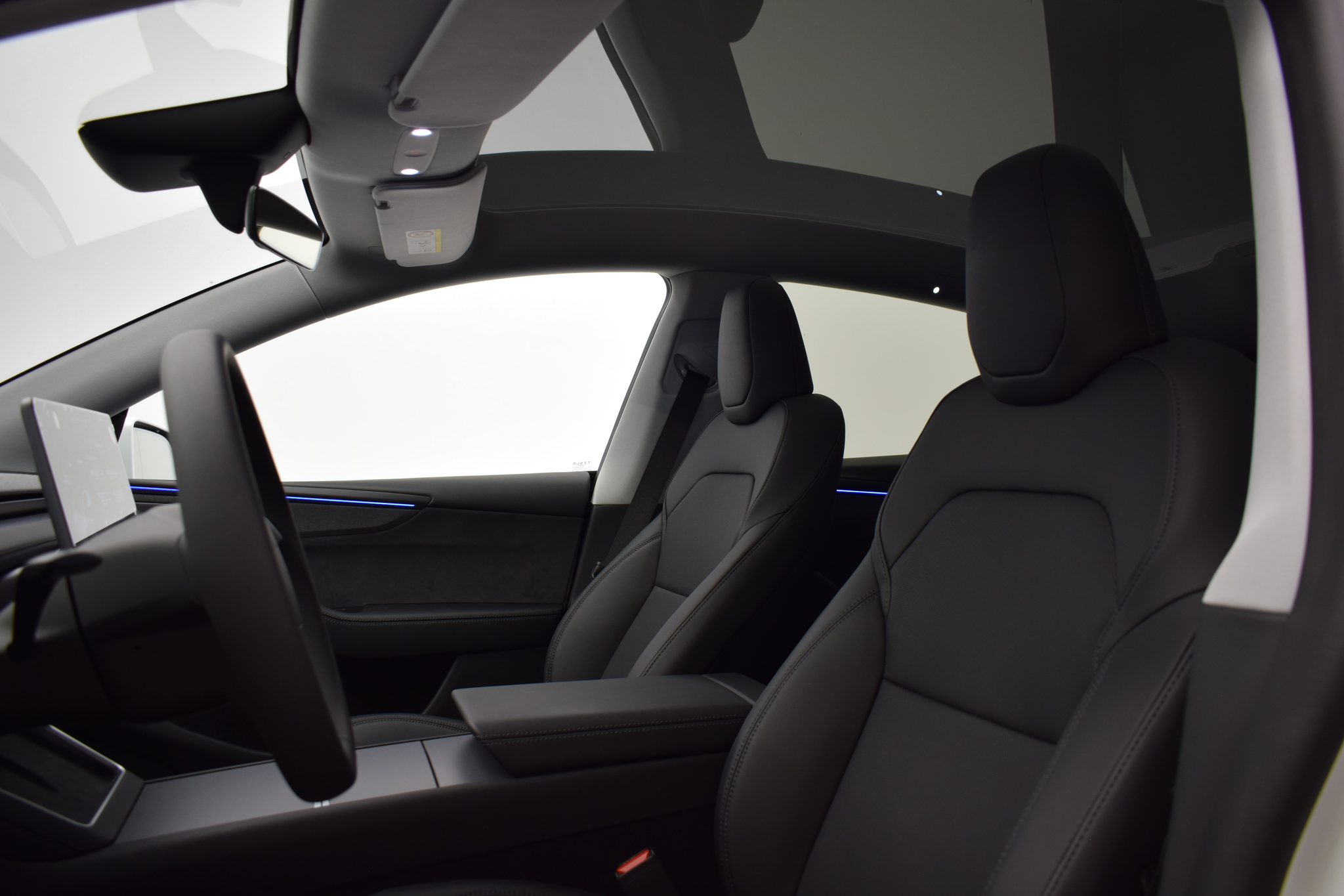 listing desktop thumbnail image 16