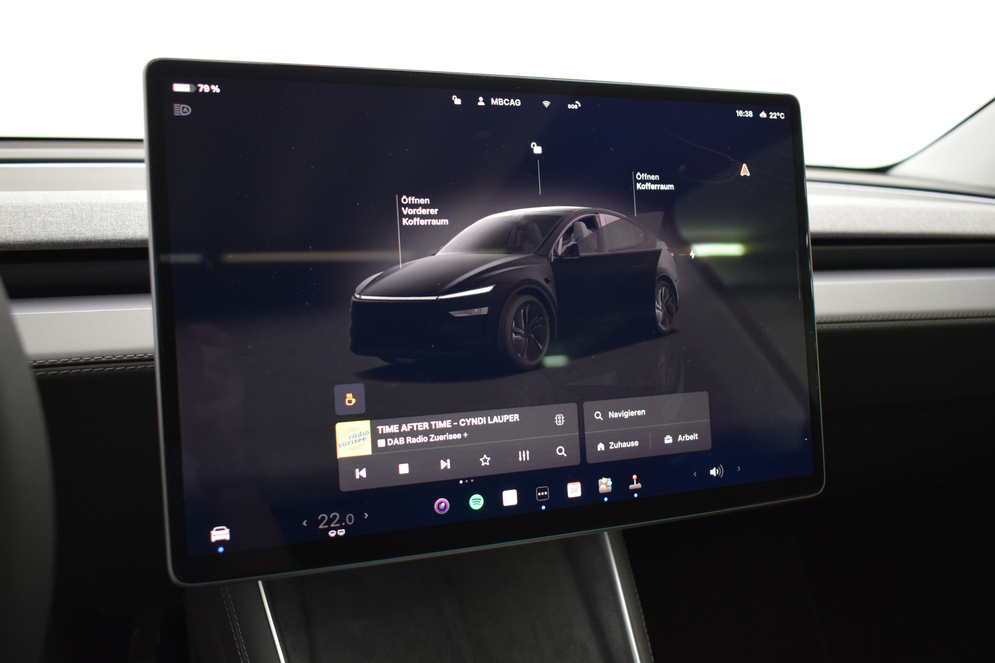 listing desktop thumbnail image 22